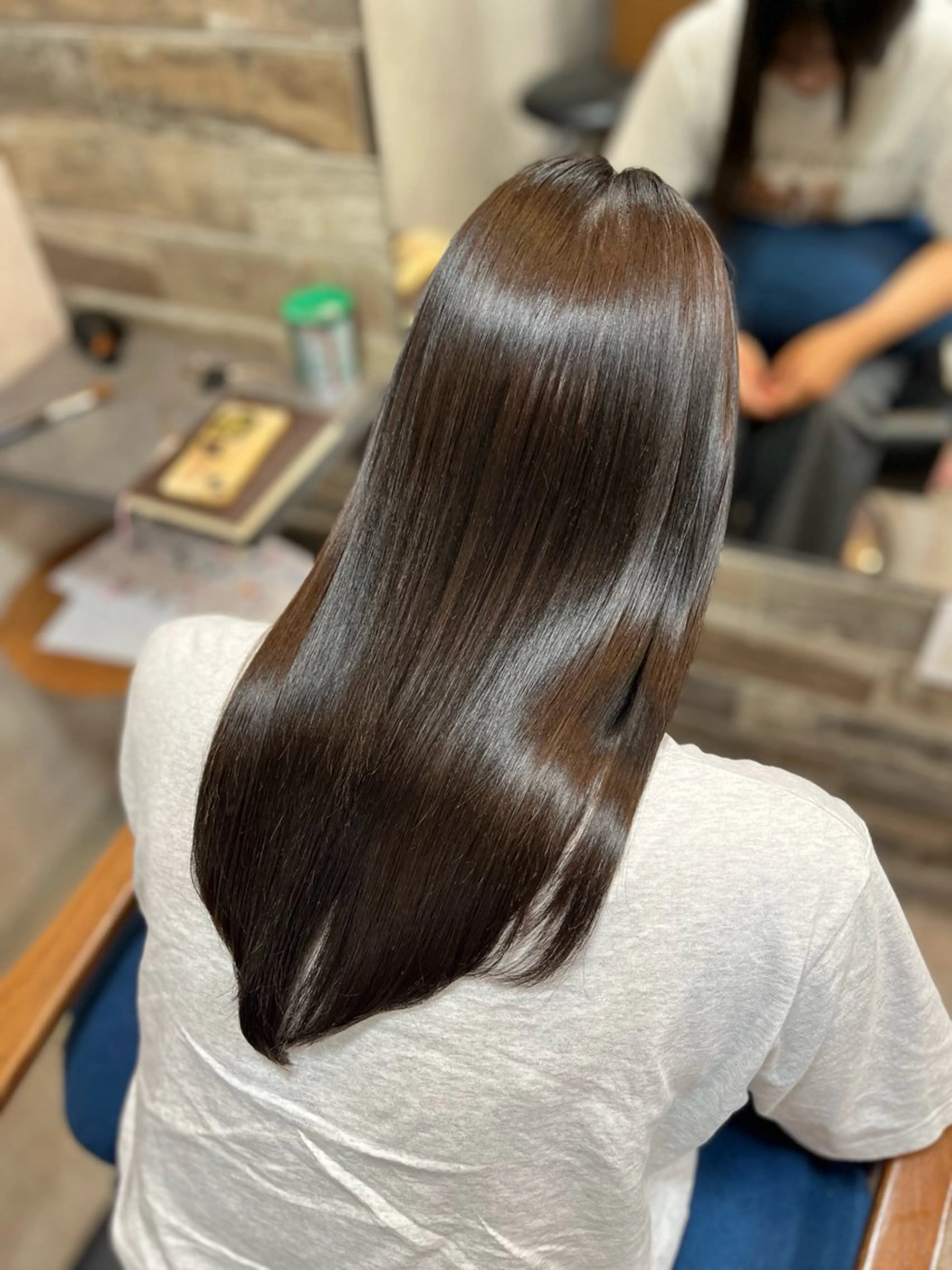 カラー RIENS/原田 菜々華のヘアスタイル