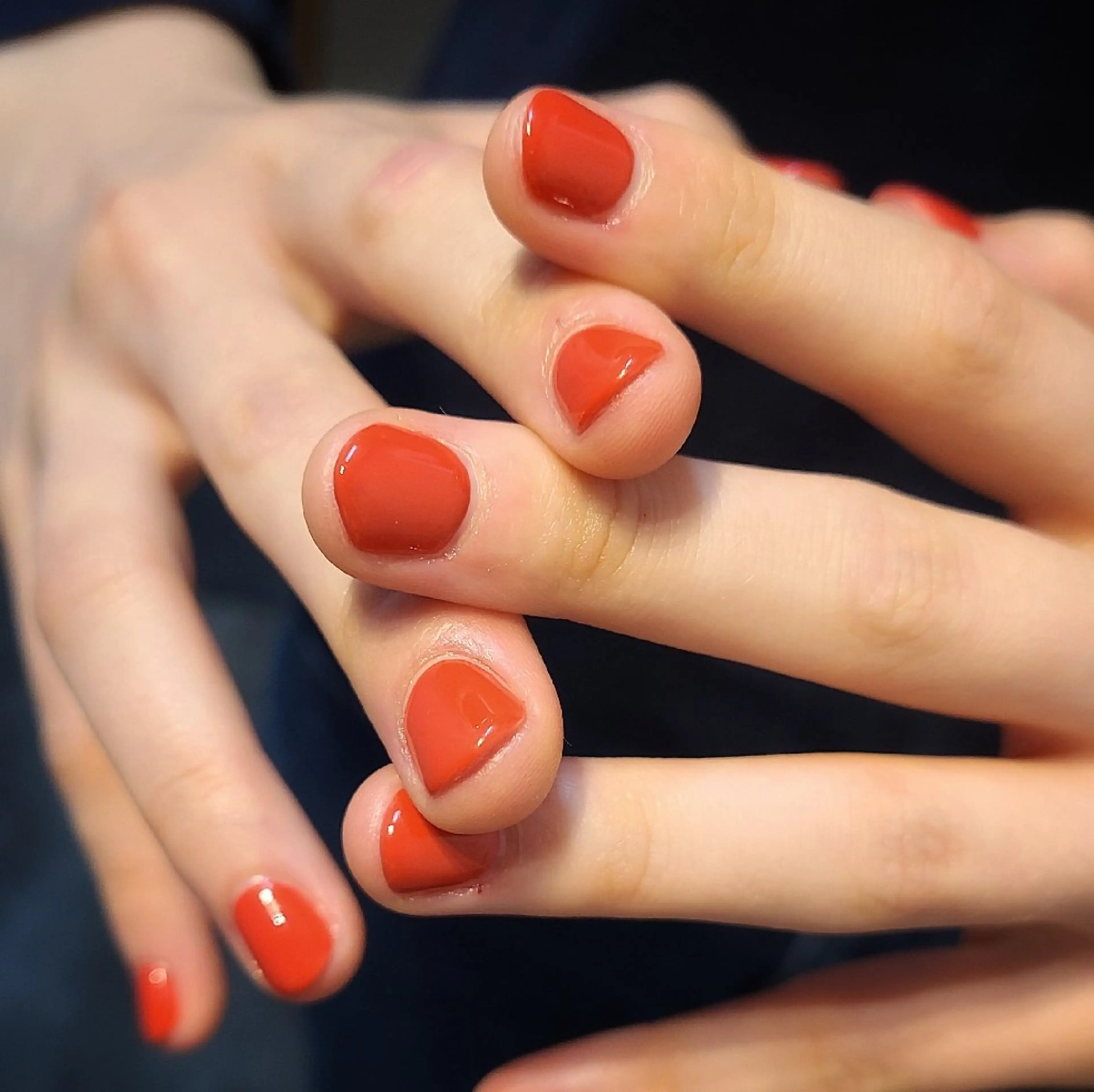 ネイル 赤色 ハンドネイル 川澄もえ/ relownail のネイルデザイン
