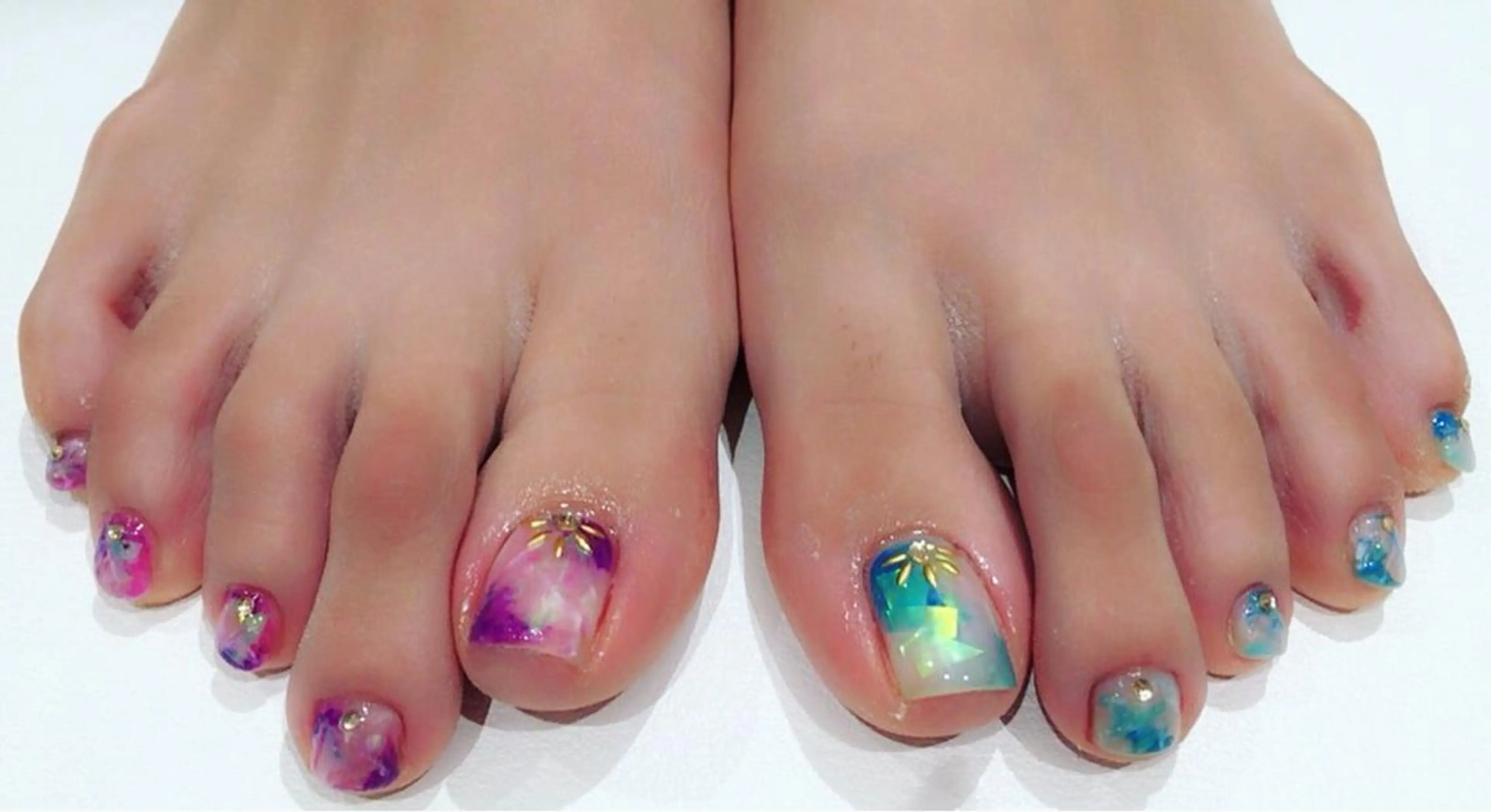 ネイル 山藤 萌永のネイルデザイン