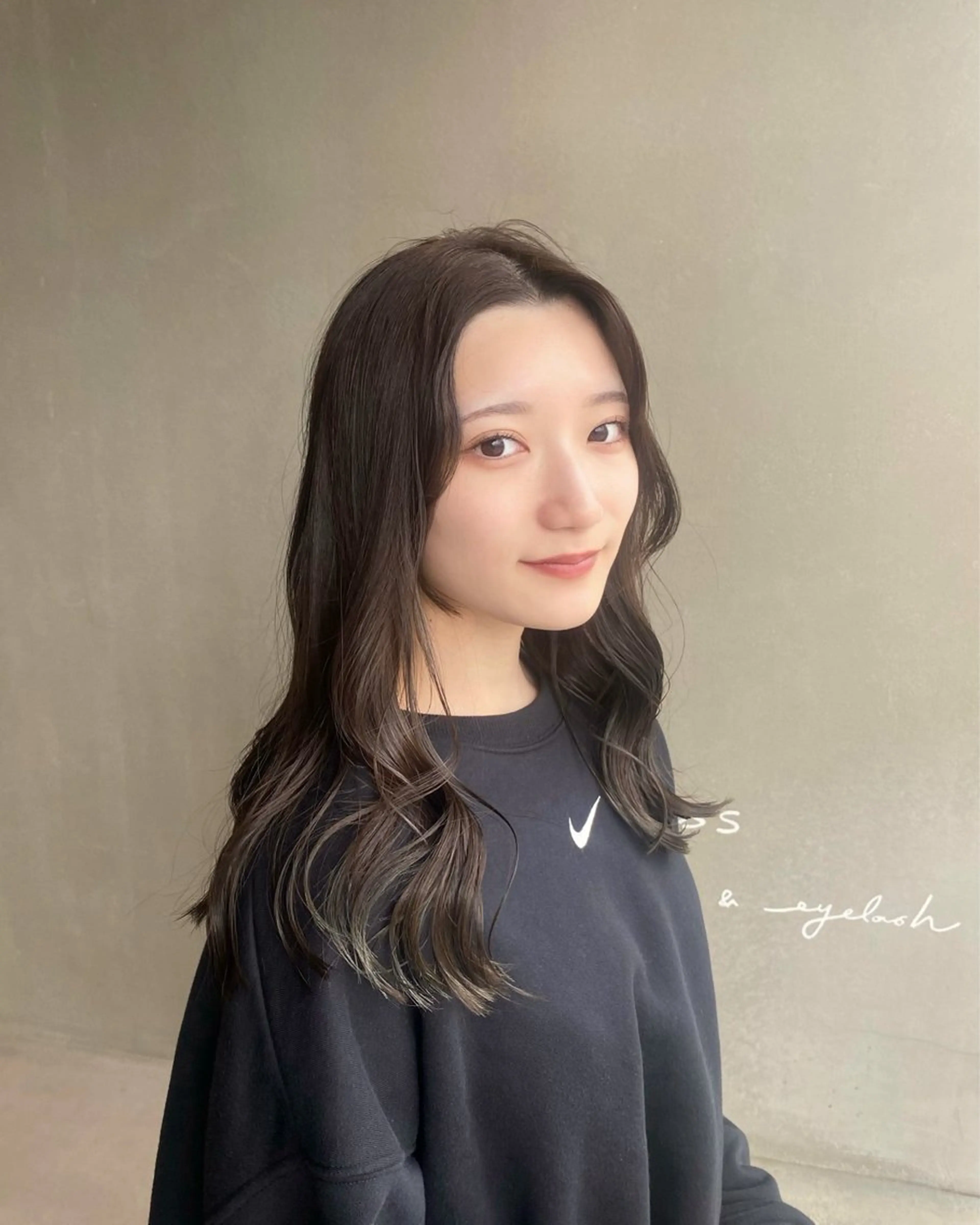 ロング カラー 透明感カラー グレージュ オリーブグレージュ オリーブグレー 韓国ヘア/ボブ ♡̴ kayaのヘアスタイル