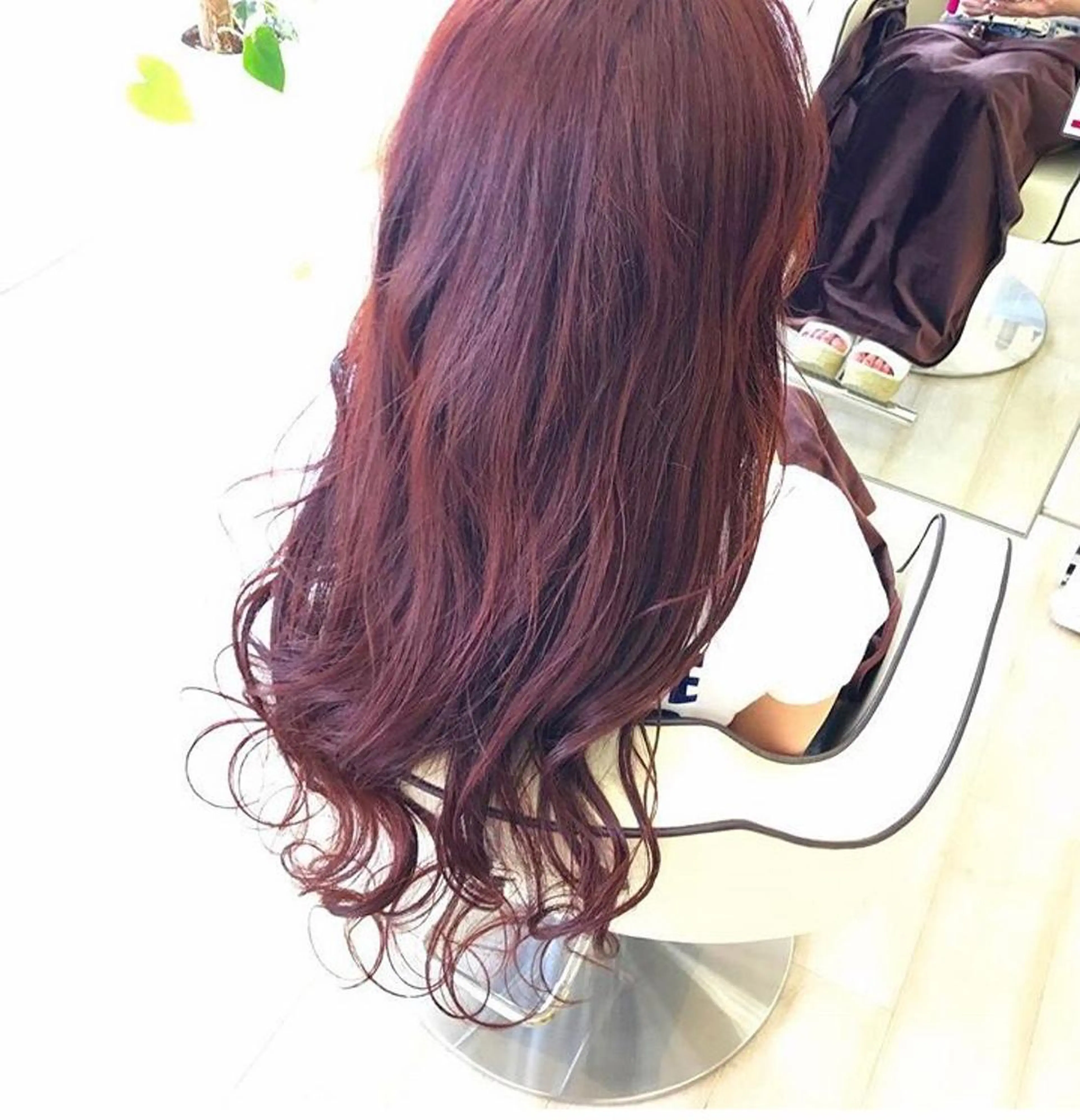 ロング カラー レッドカラー ロング little×link 福岡所属・littlelink キタジマのヘアスタイル