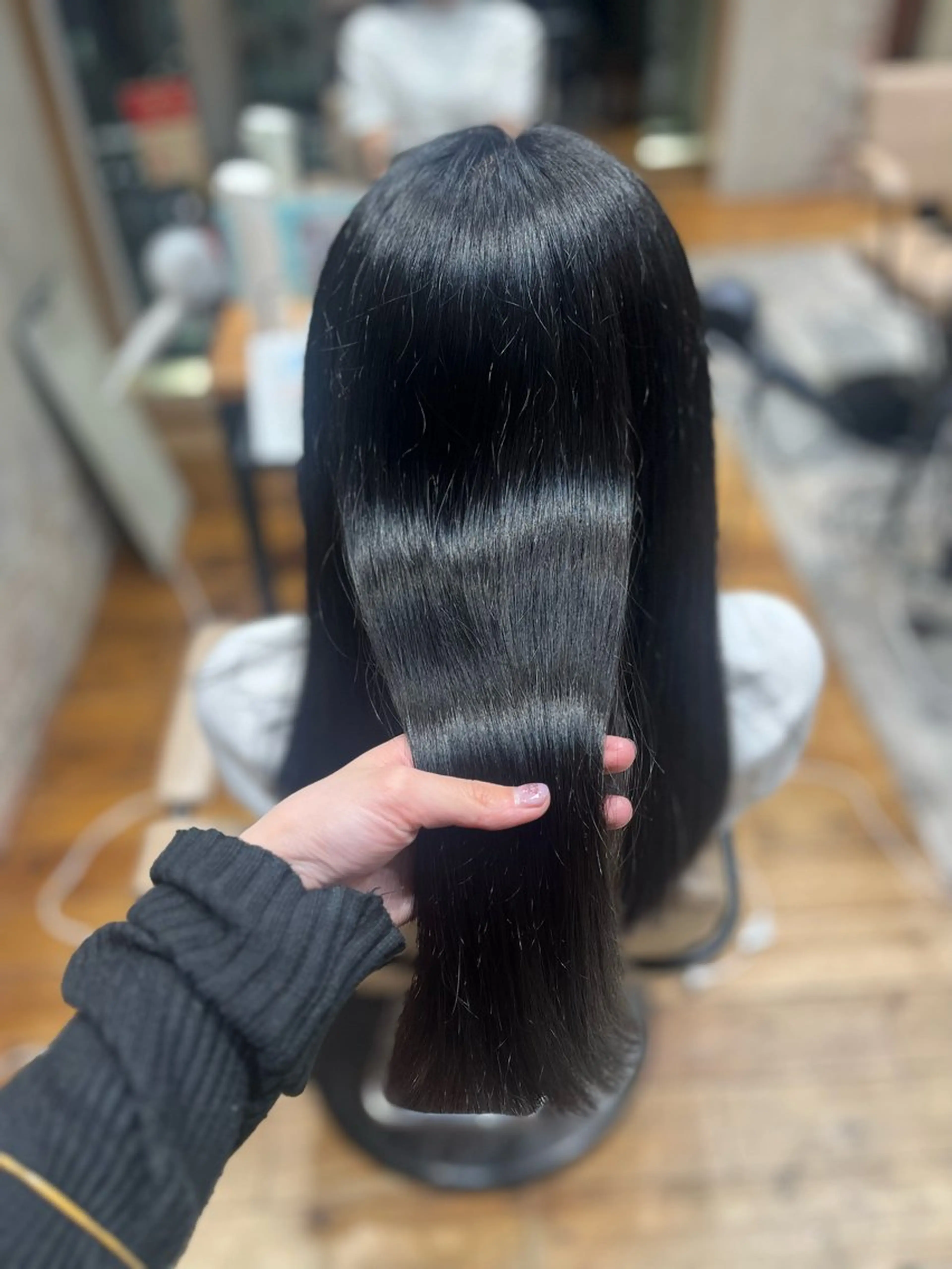 ロング カラー 黒髪 ネイビーカラー トリートメント AFLOAT RUVUA所属・縮毛矯正 ✨💕前田さきえのヘアスタイル