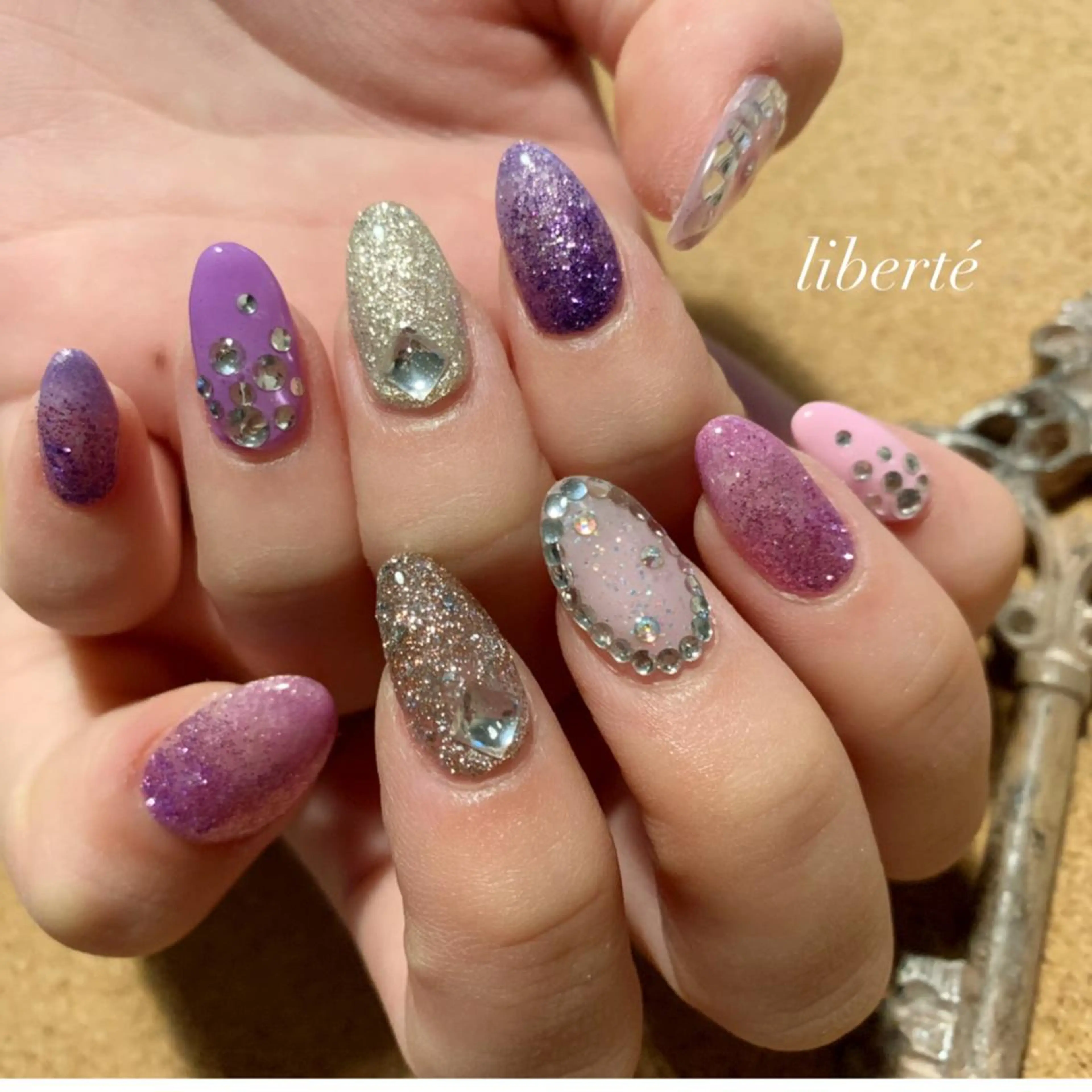 ネイル liberté (リベルテ)のネイルデザイン