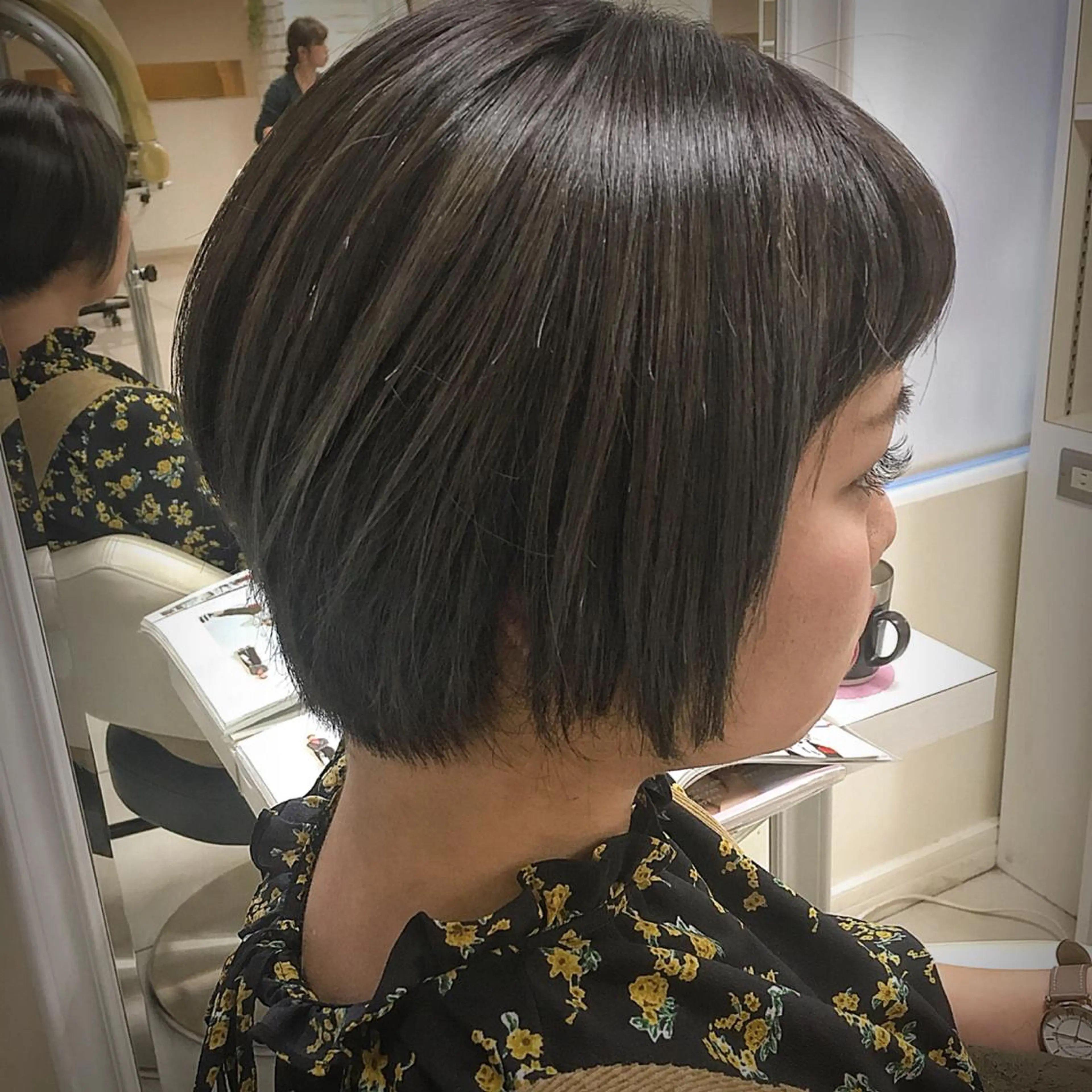 ショート アッシュ K kasumiのヘアスタイル