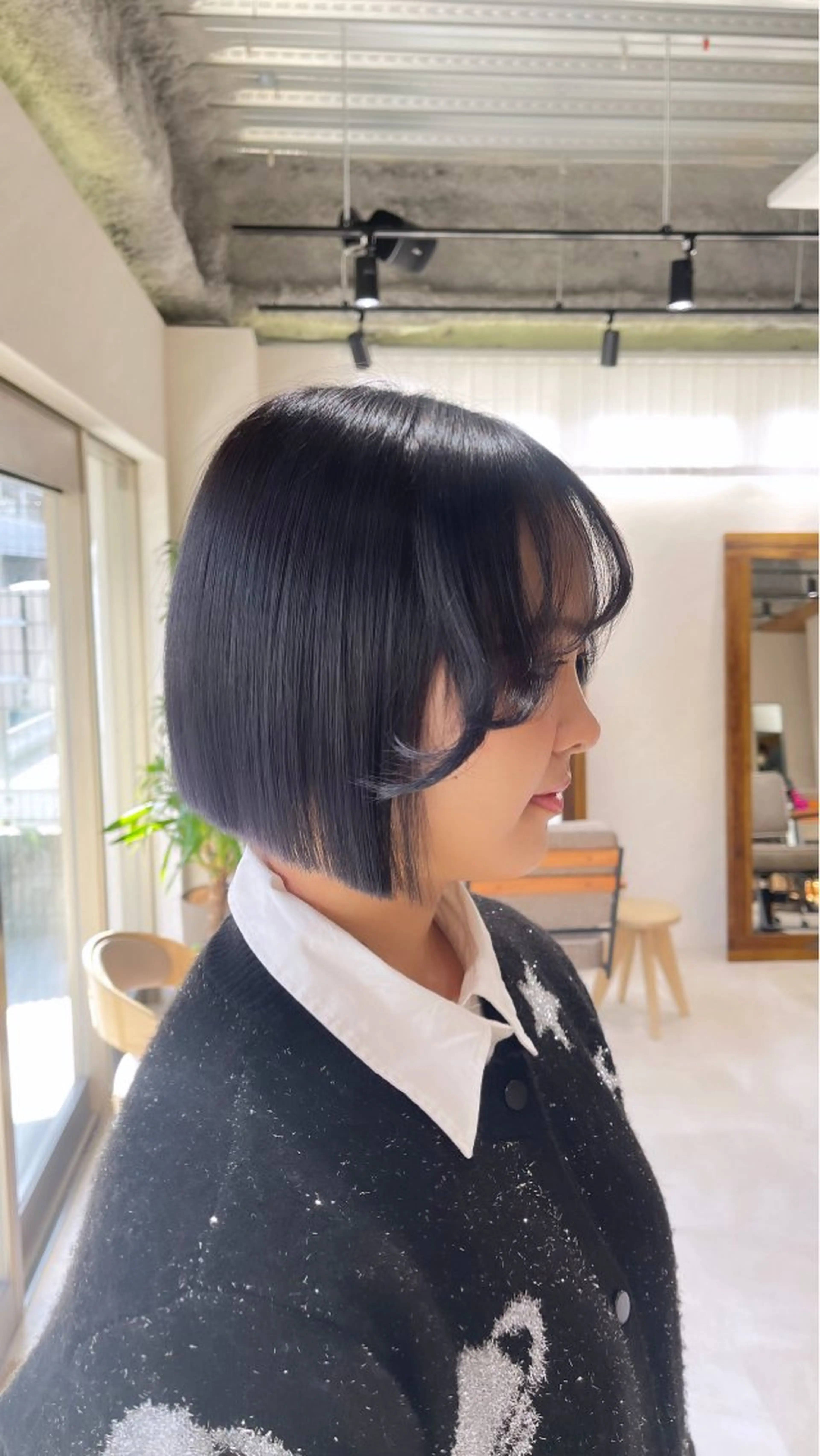 ショート カラー 切りっぱなしボブ ボブ カット ヘアカラー トリートメント 🩵ボブ/レイヤー /髪質改善🩵のヘアスタイル