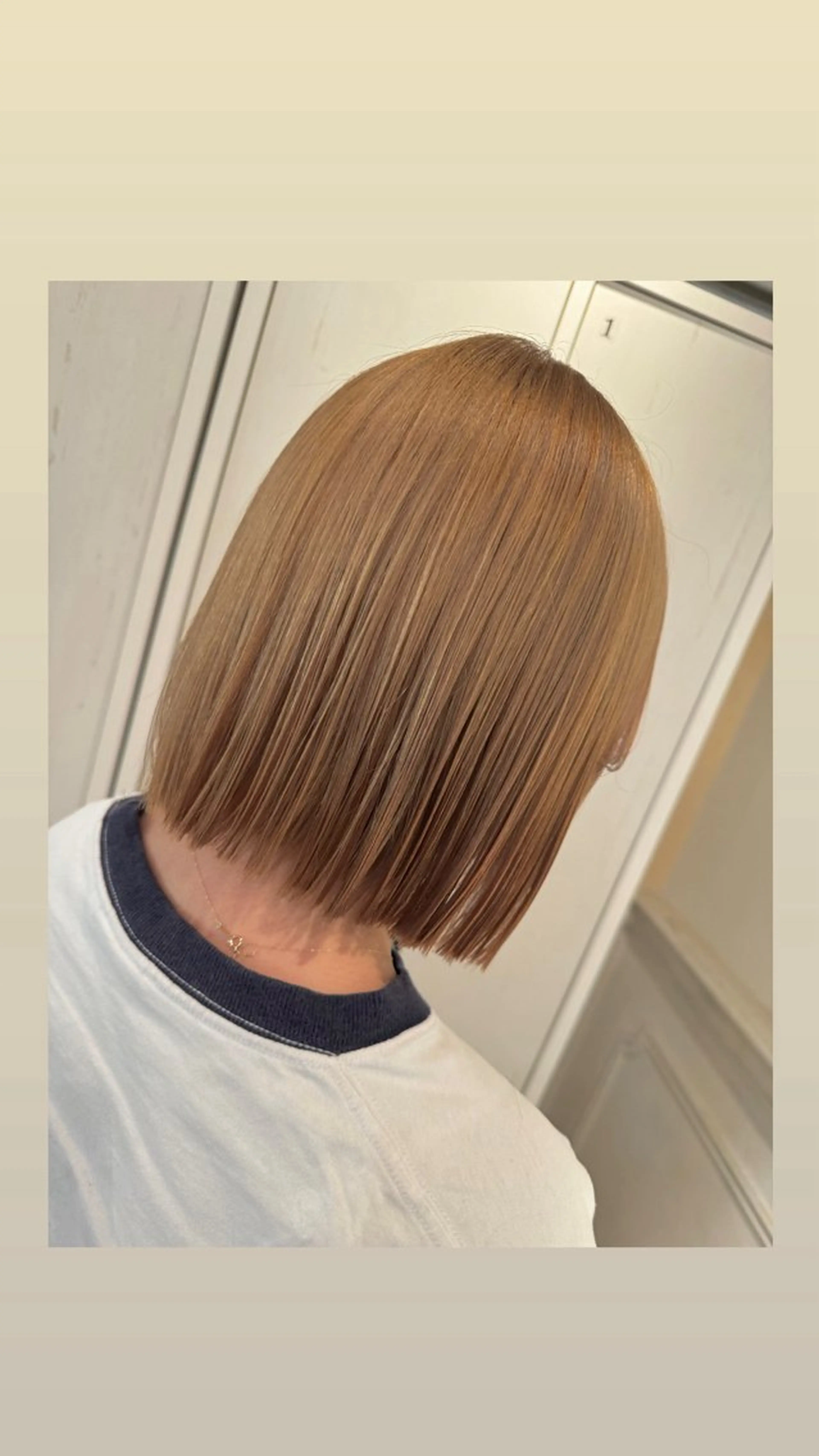 ショート カラー ベージュカラー ブリーチ ボブ カット ヘアカラー 銀座/ダブルカラー/ レイヤーカット/高梨のヘアスタイル