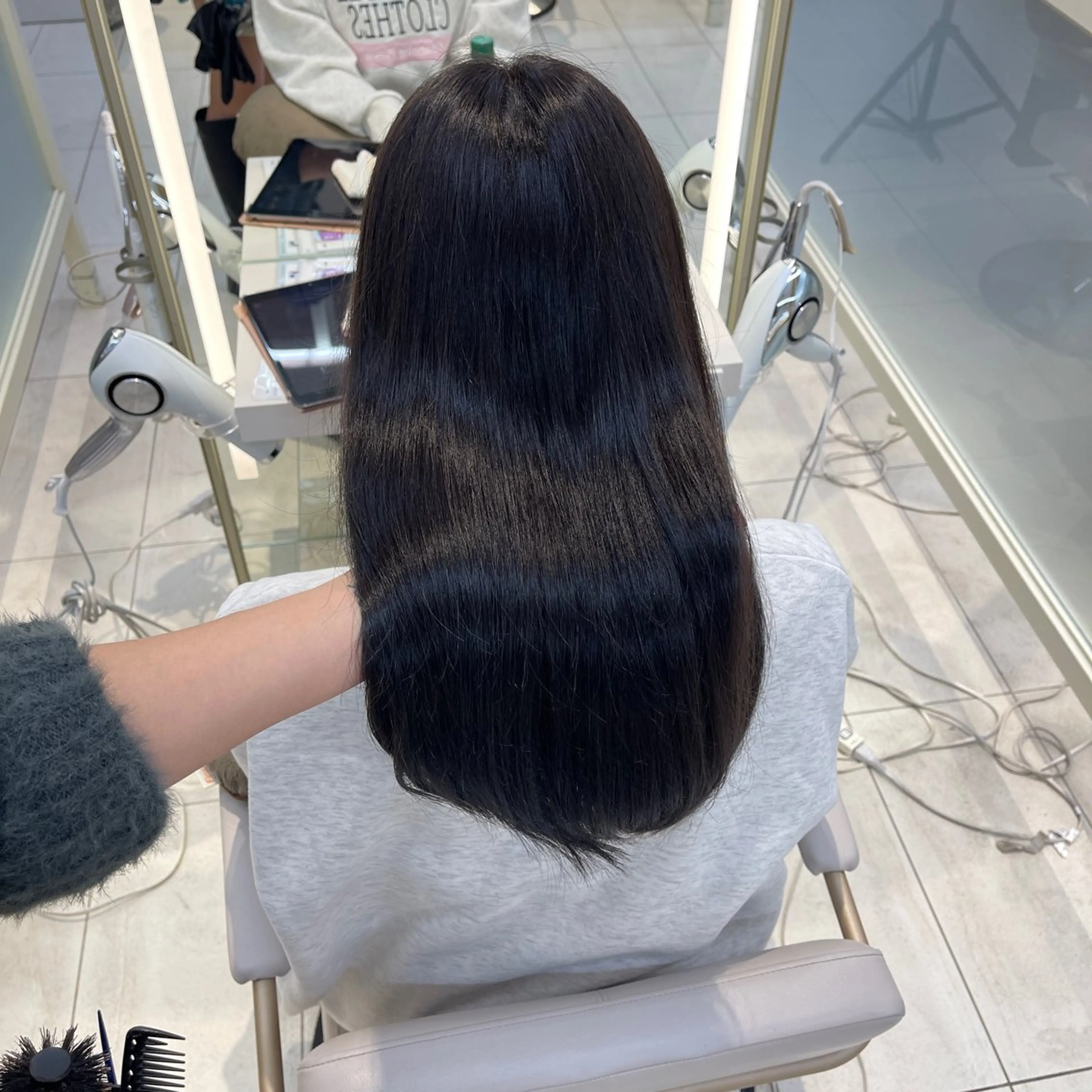 カラー Hina🩵ツヤ髪 透明感カラー🩵のヘアスタイル