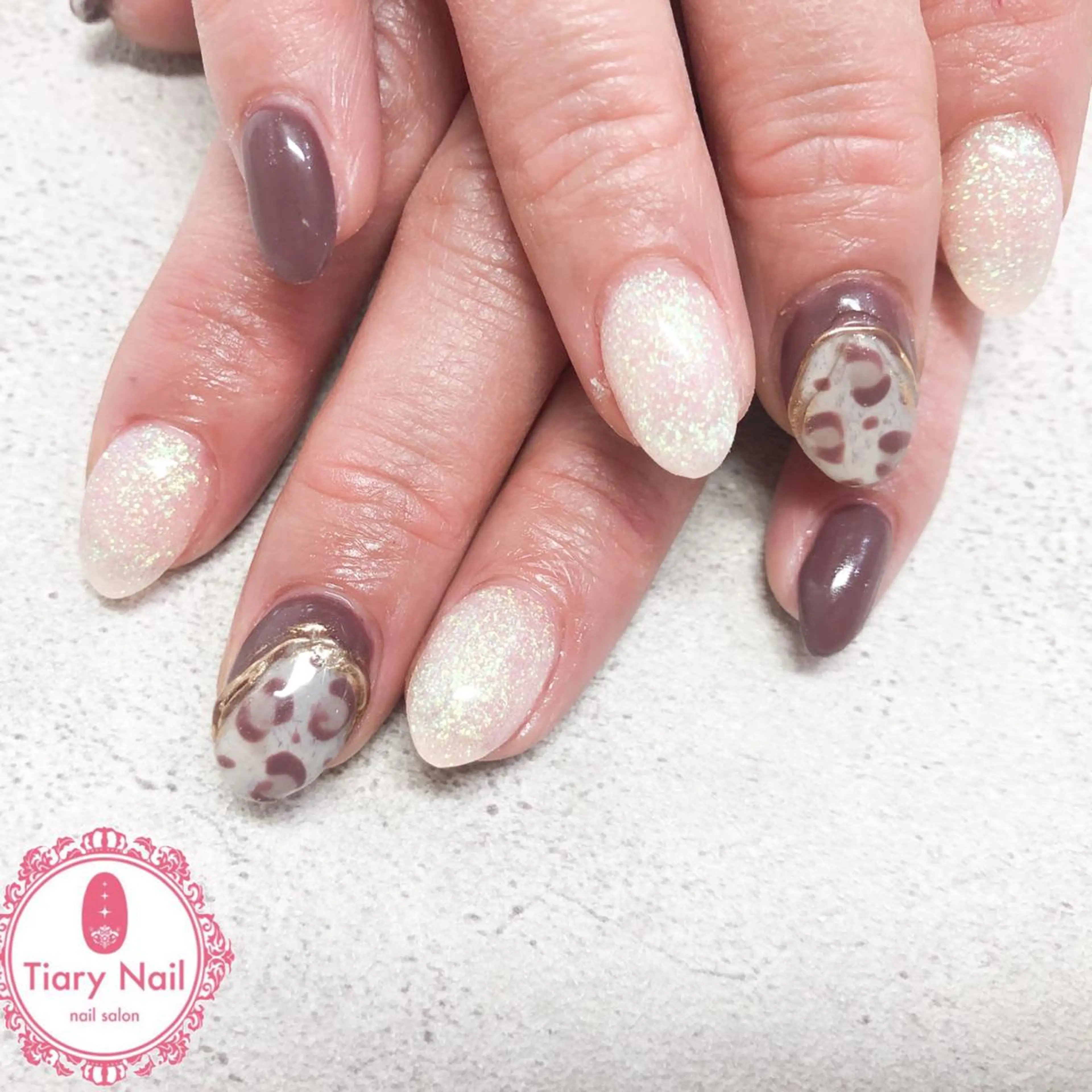 ネイル tiarynail K Kのネイルデザイン