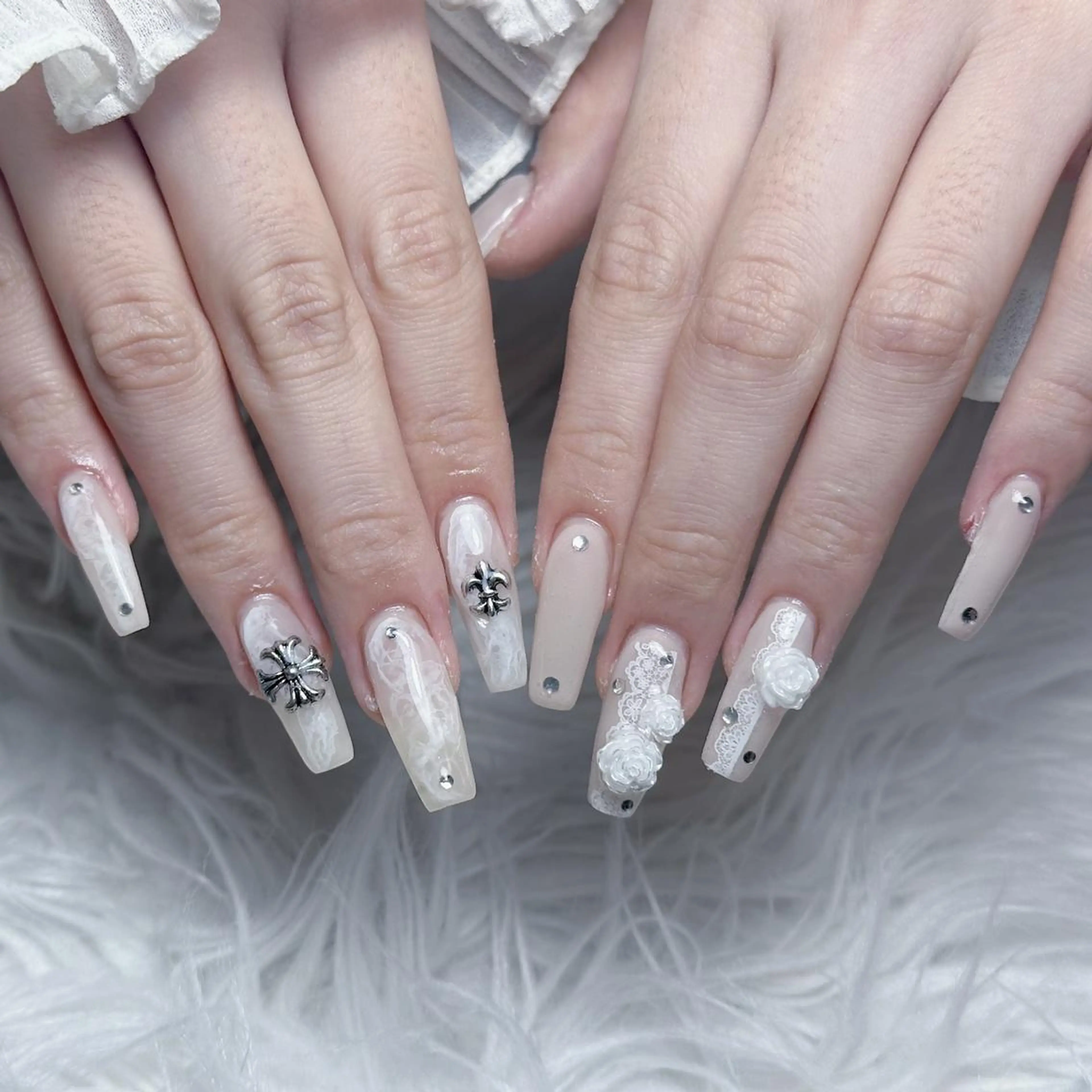 ネイル ハンドネイル 🩵Yun nail Salon 🩵のネイルデザイン