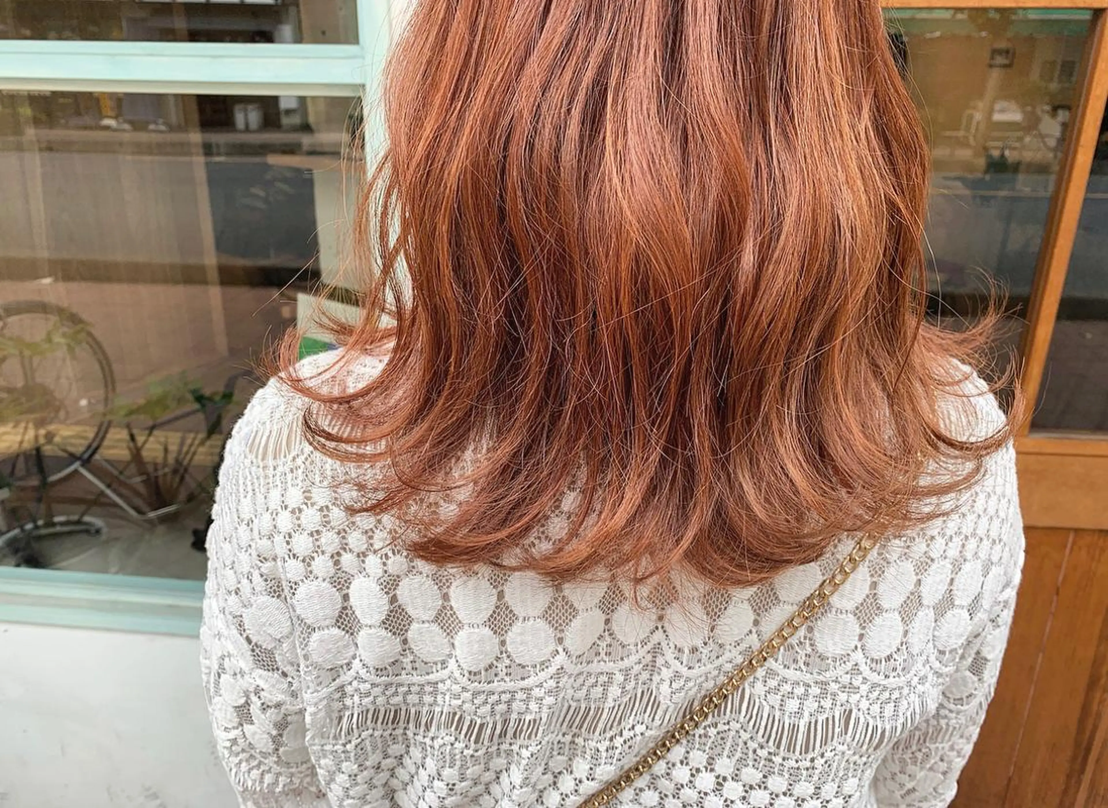 ミディアム カラー オレンジ ヘアカラー たかいわ みきのヘアスタイル