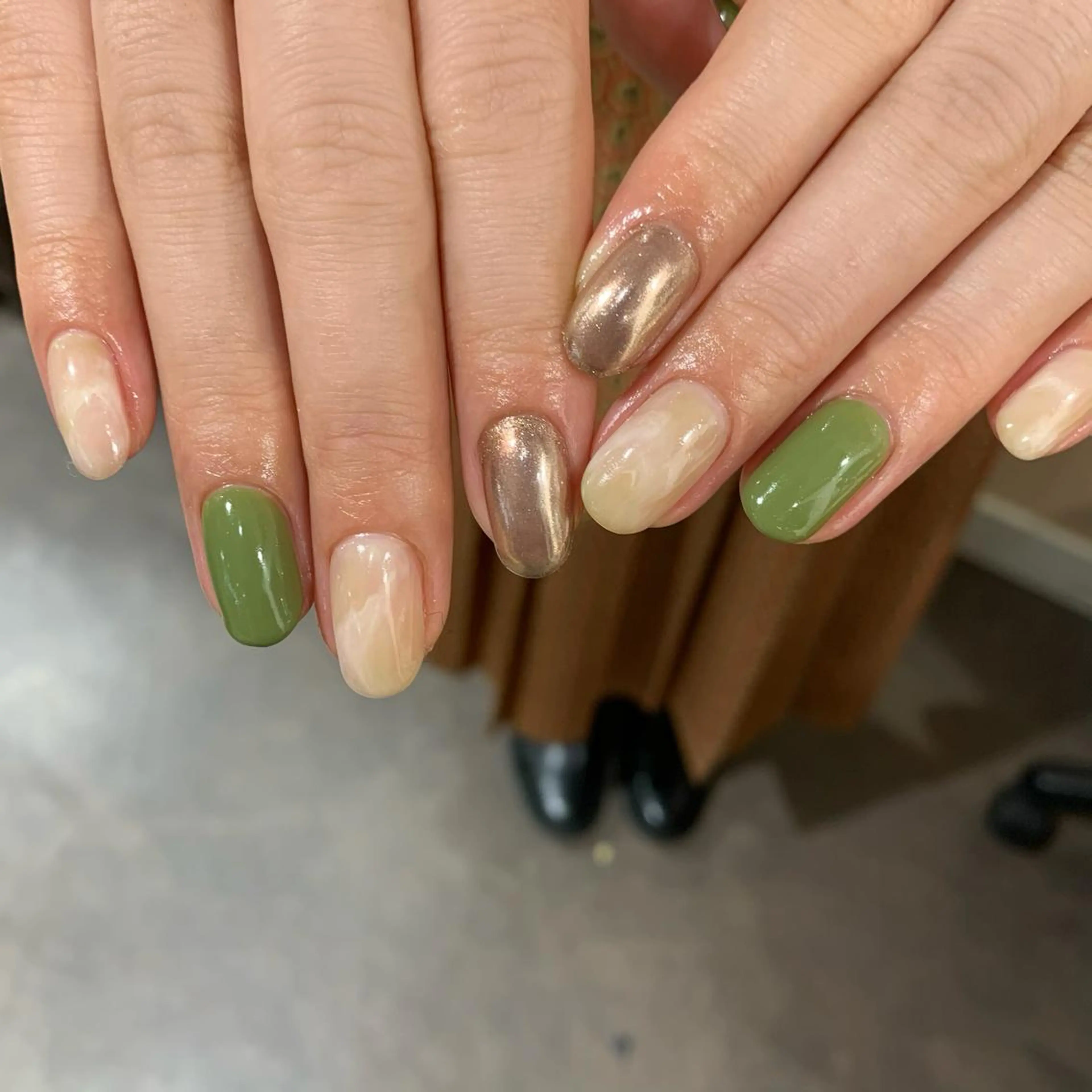 ネイル ミラーネイル 持ち込み ハンドネイル 鈴木 まゆのネイルデザイン