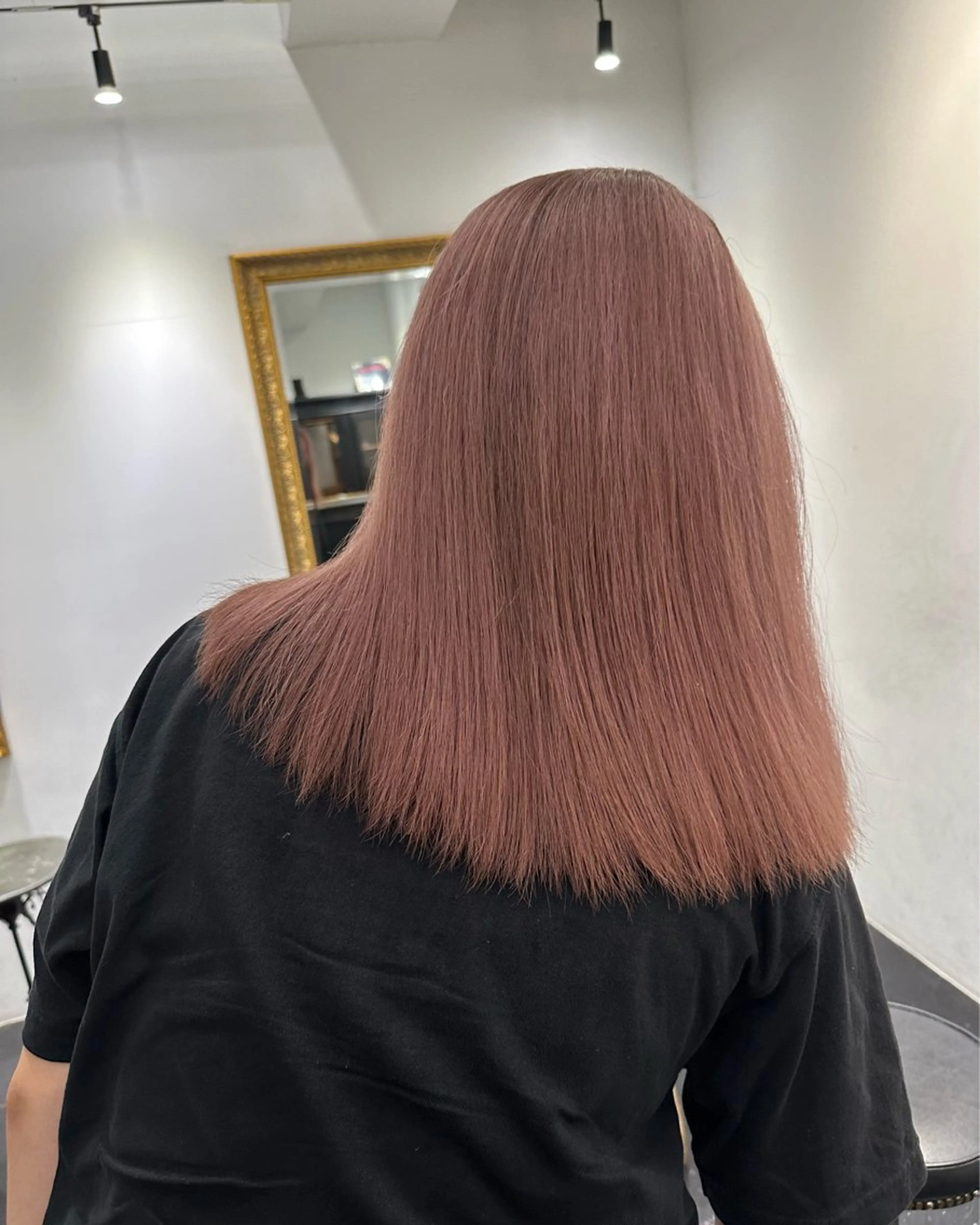 ミディアム カラー ピンクカラー REAL 心斎橋所属・ブリーチ/ベージュ /ピンク🦋ナツミのヘアスタイル