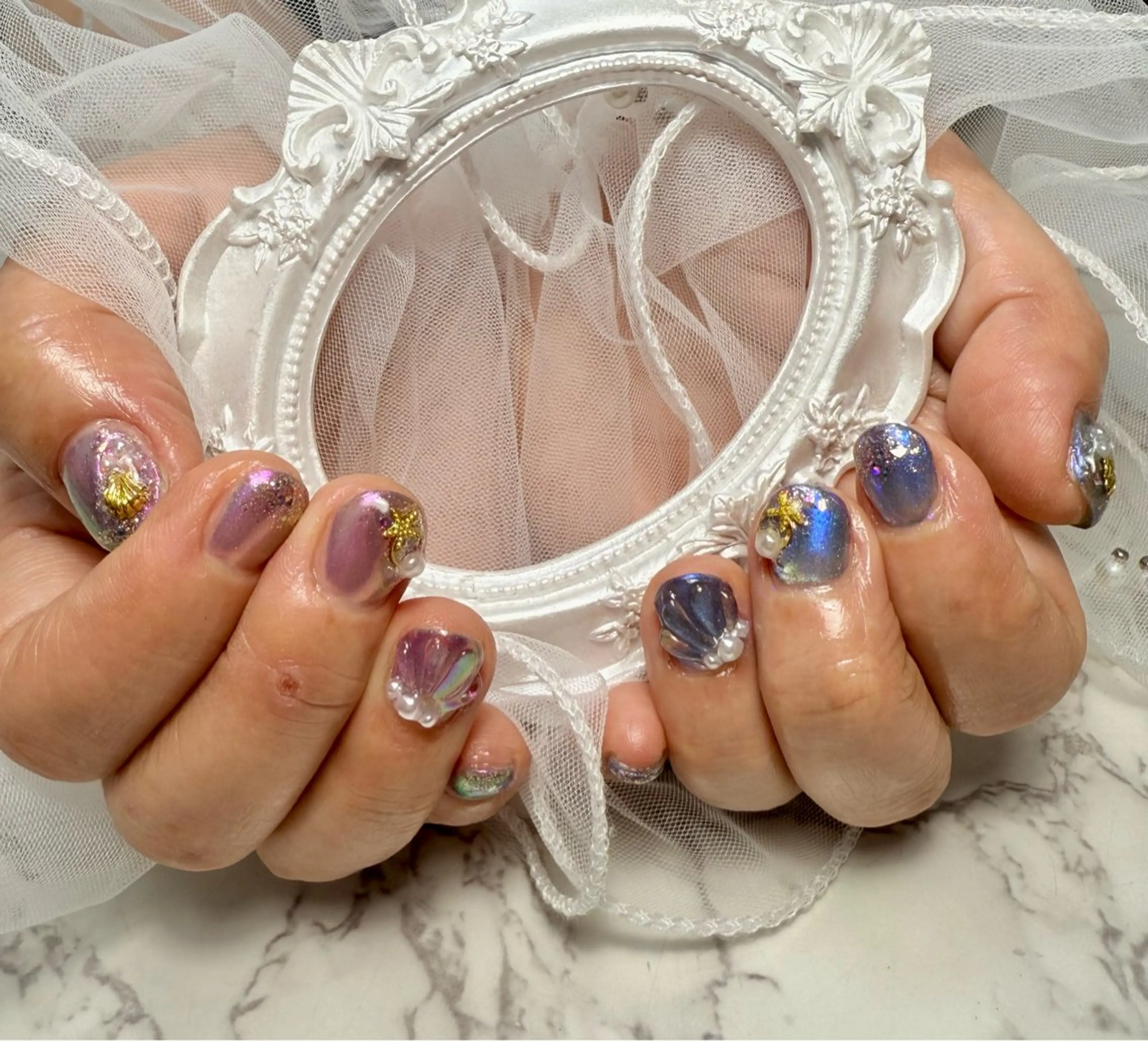 ネイル アートネイル フレンチネイル ガラスフレンチ 氷ネイル・うるうるネイル キラキラネイル M.N_ nailのネイルデザイン