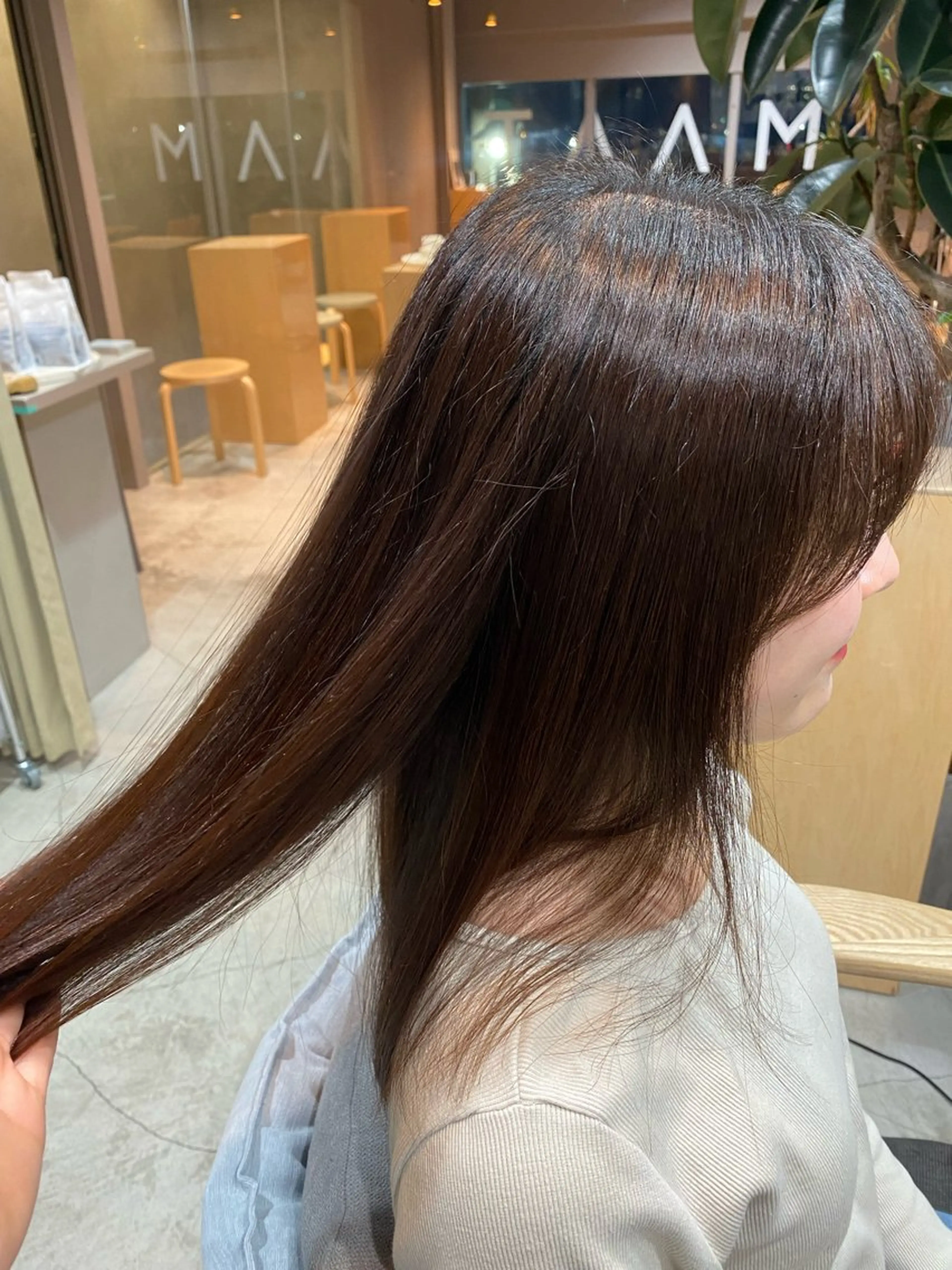 セミロング 髪質改善 縮毛矯正 es Hair Make Space所属・KAREN／ 武蔵小山/自由が丘のヘアスタイル