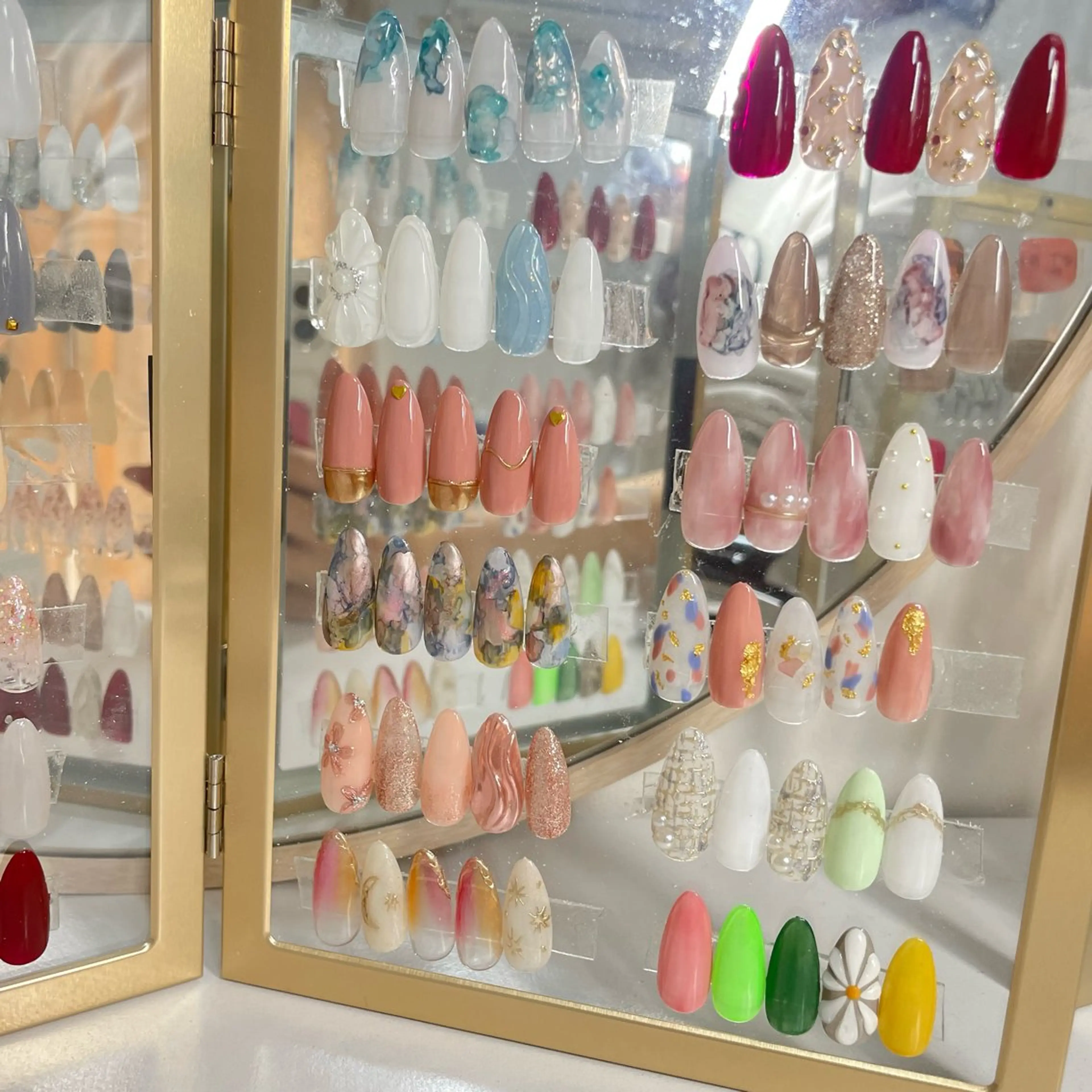 ネイル ハンドネイル nailsalon miiのネイルデザイン
