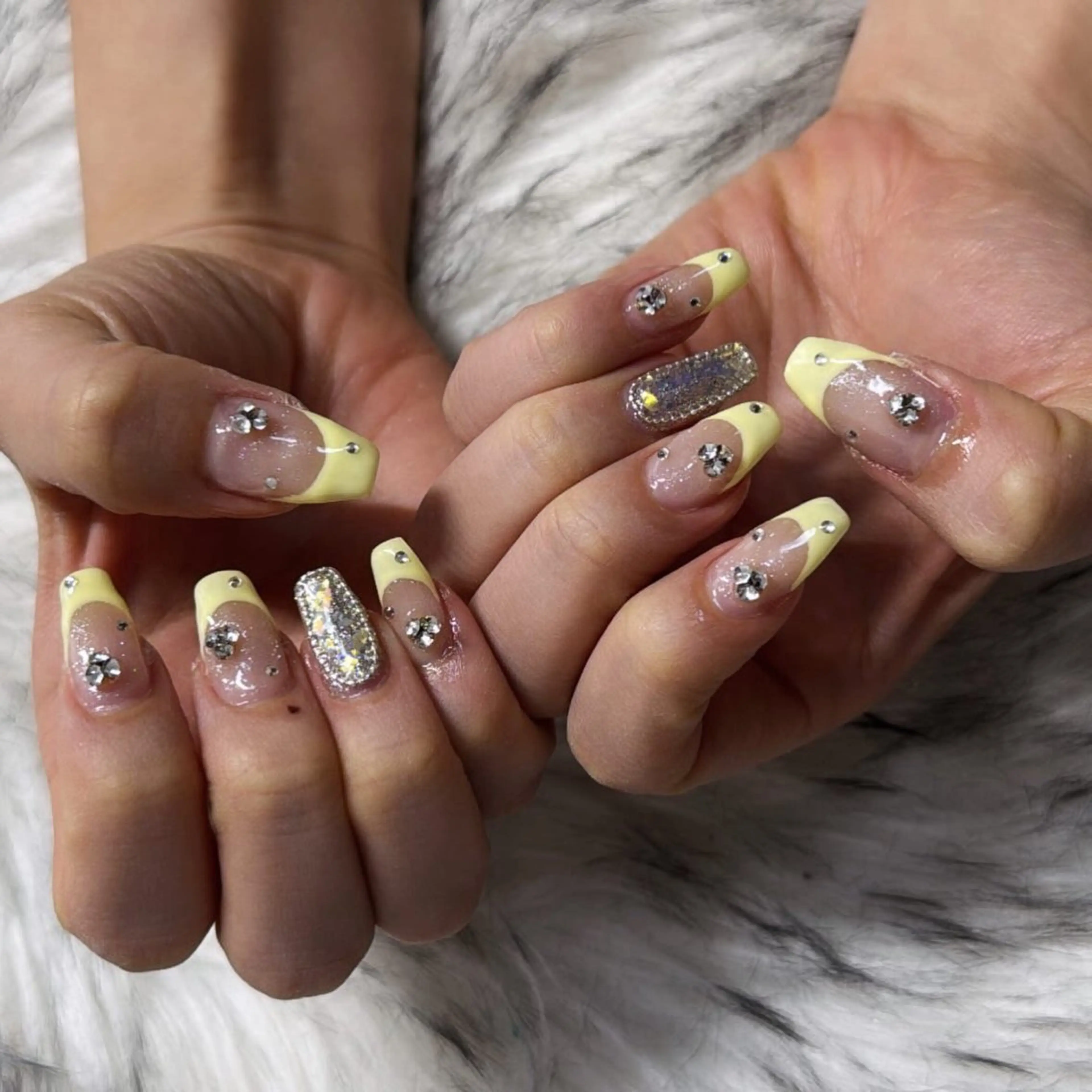 ロング ハンドネイル mao .のネイルデザイン