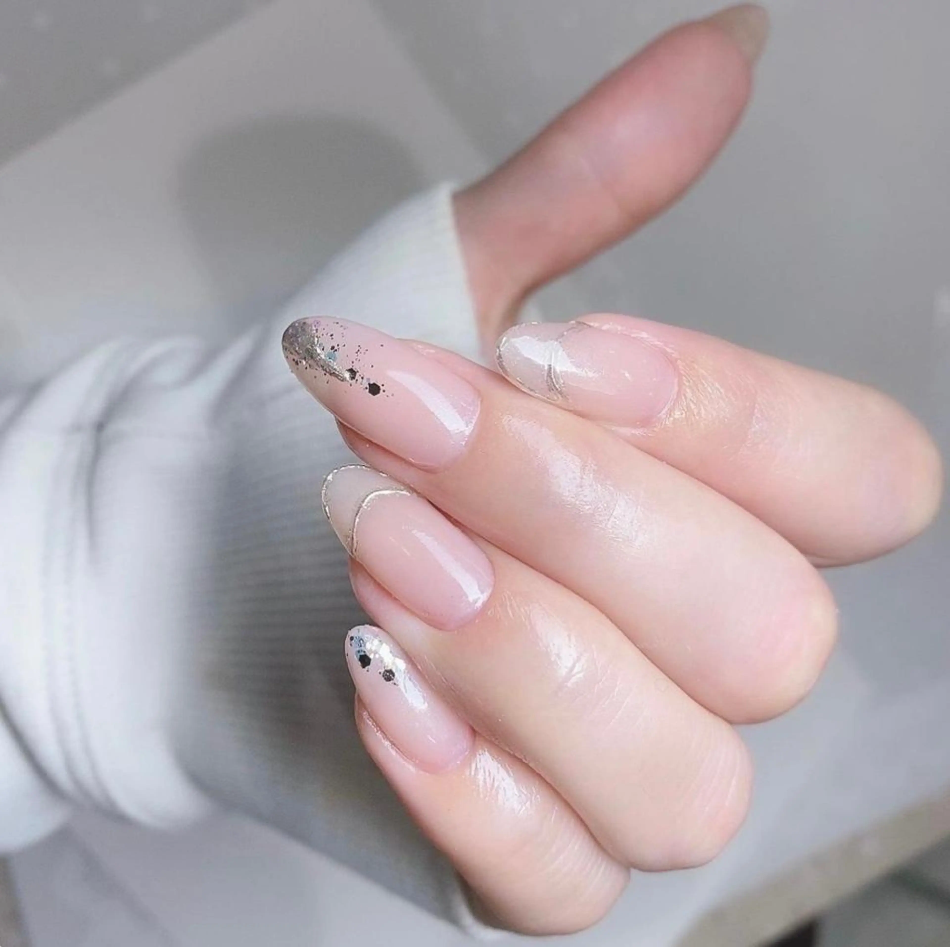 ネイル ニュアンスネイル crown KIYOMIのマツエク・マツパデザイン