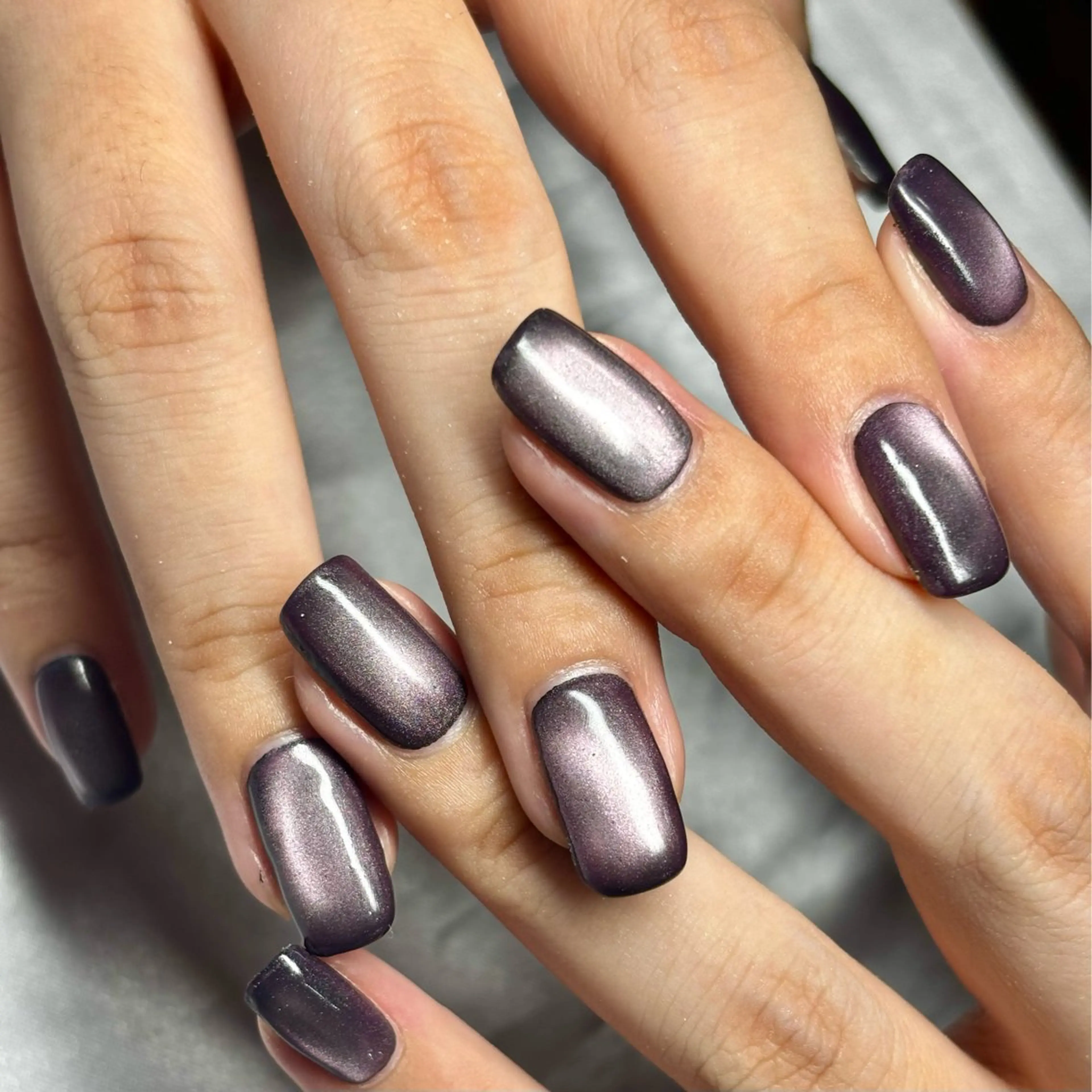 メンズ ネイル マグネットネイル パープル ハンドネイル ハンドケア nail&eye Aoのマツエク・マツパデザイン