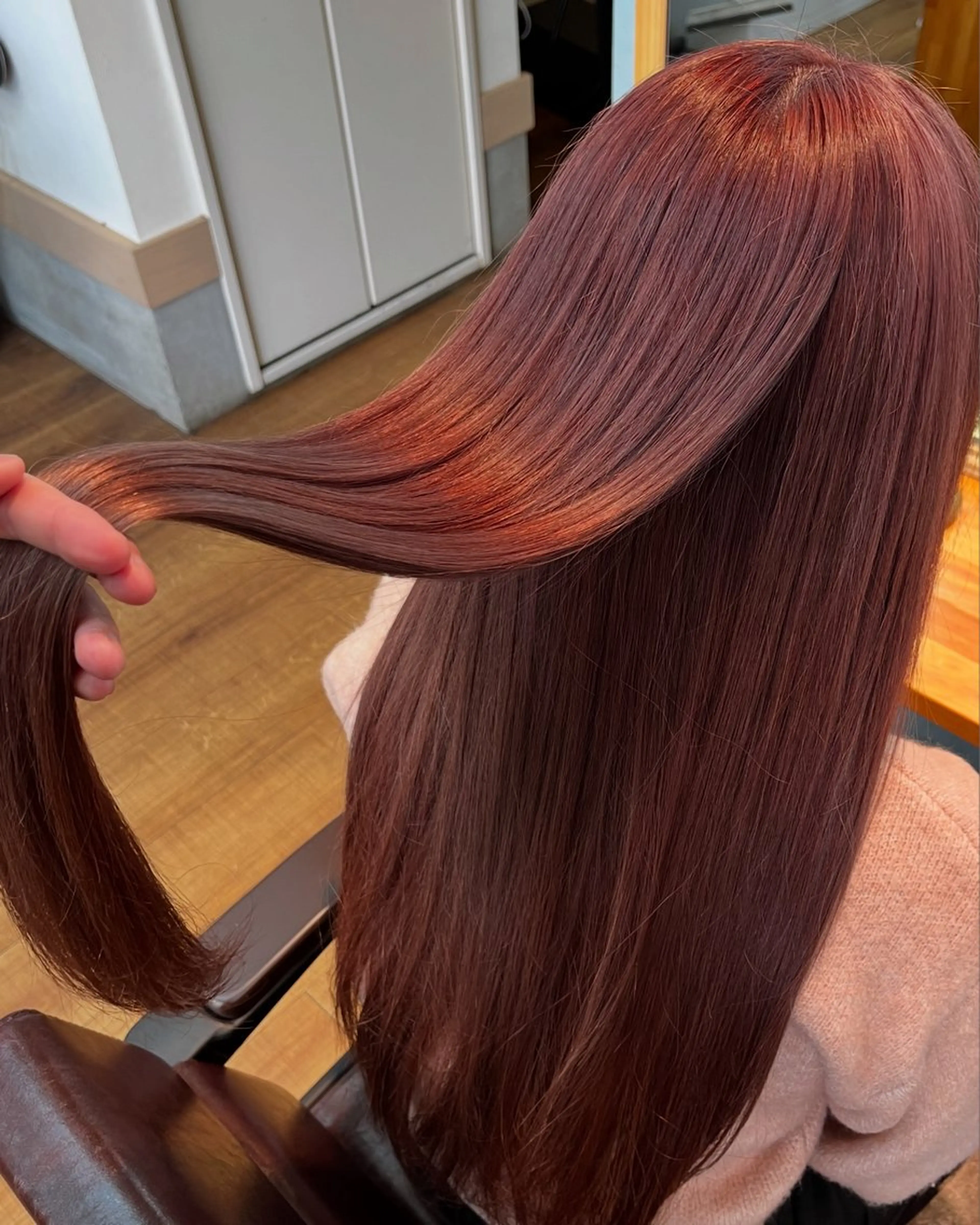 ロング カラー ダブルカラー インナーカラー 髪質改善 ヘアカラー トリートメント 🫧艶髪デザイナー 🫧白石航汰のヘアスタイル