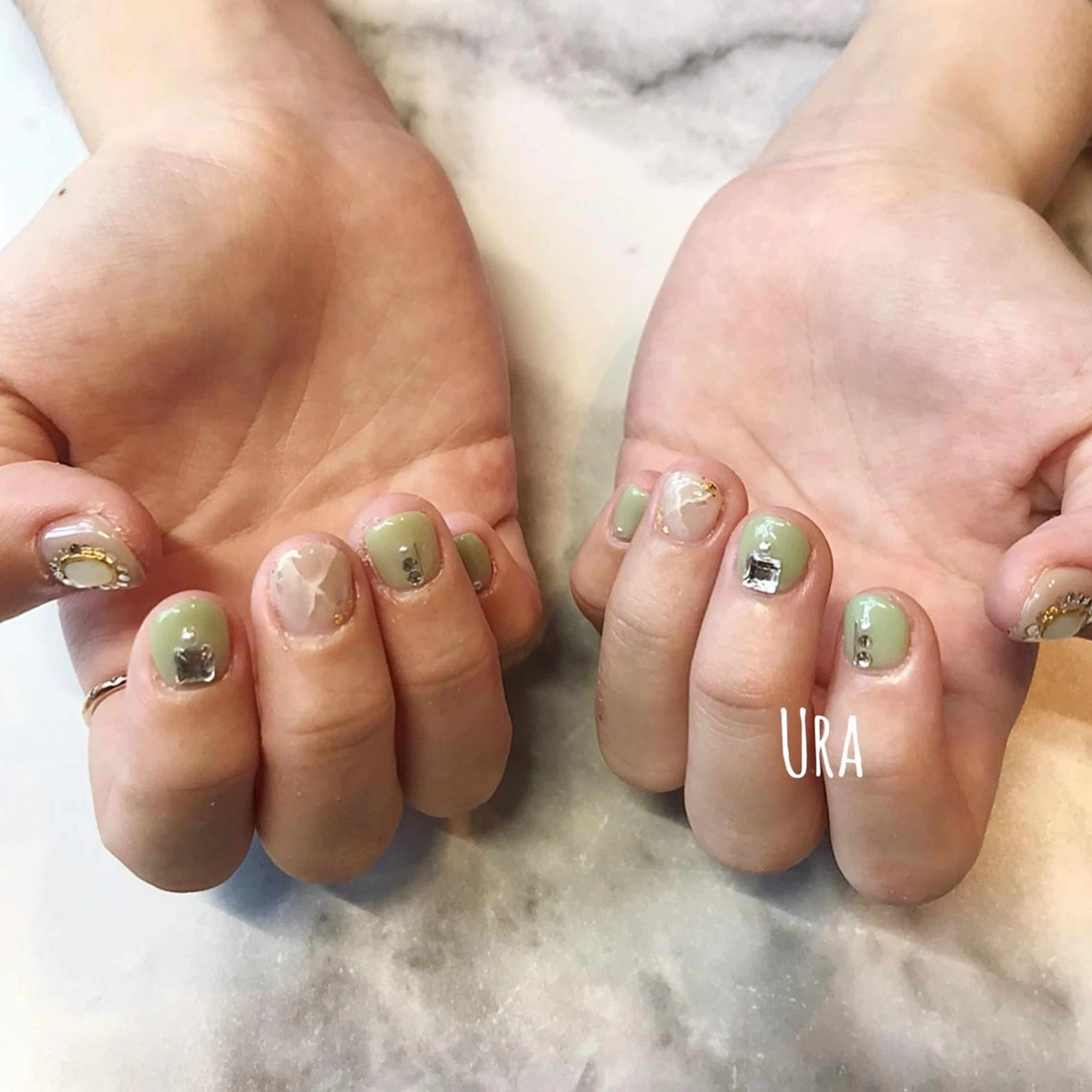 ネイル ハンドネイル UrakoNail 《nail》のネイルデザイン