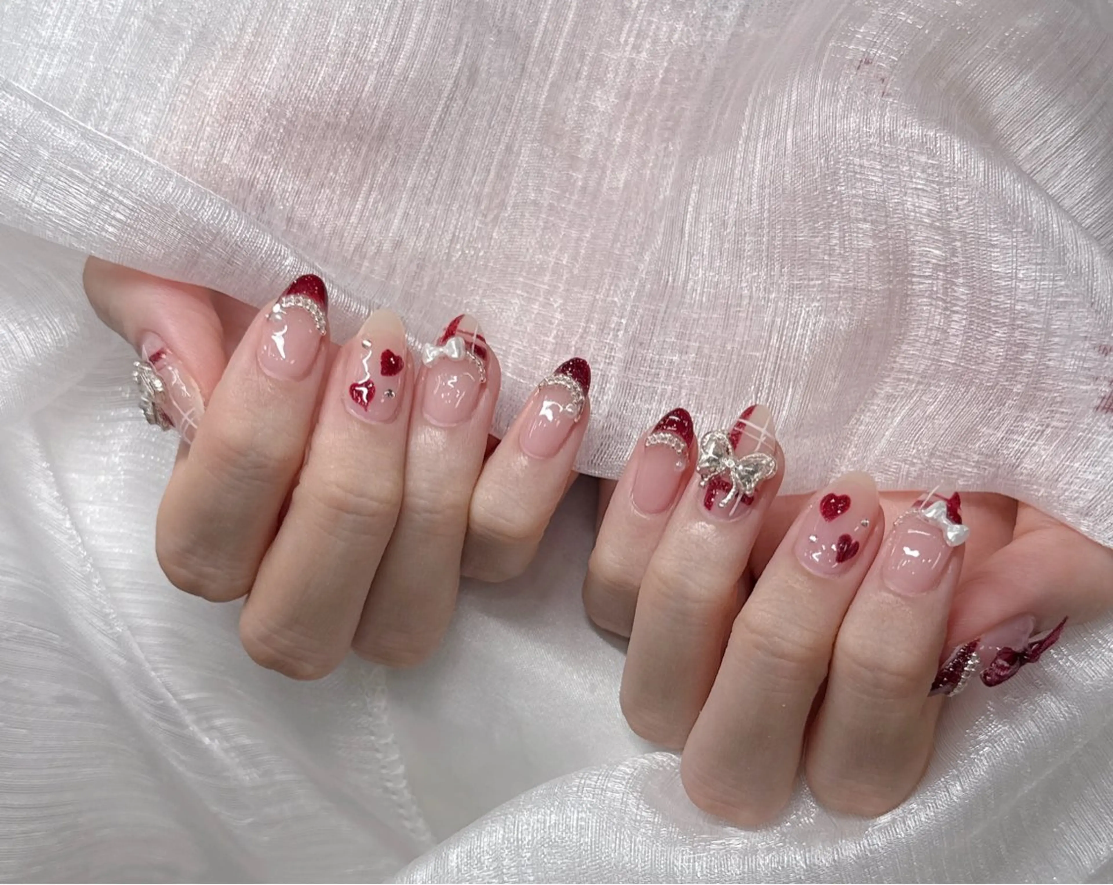 ネイル オーロラネイル チークネイル 長さ出し フットネイル フレンチネイル ハンドネイル Lee Ainのネイルデザイン