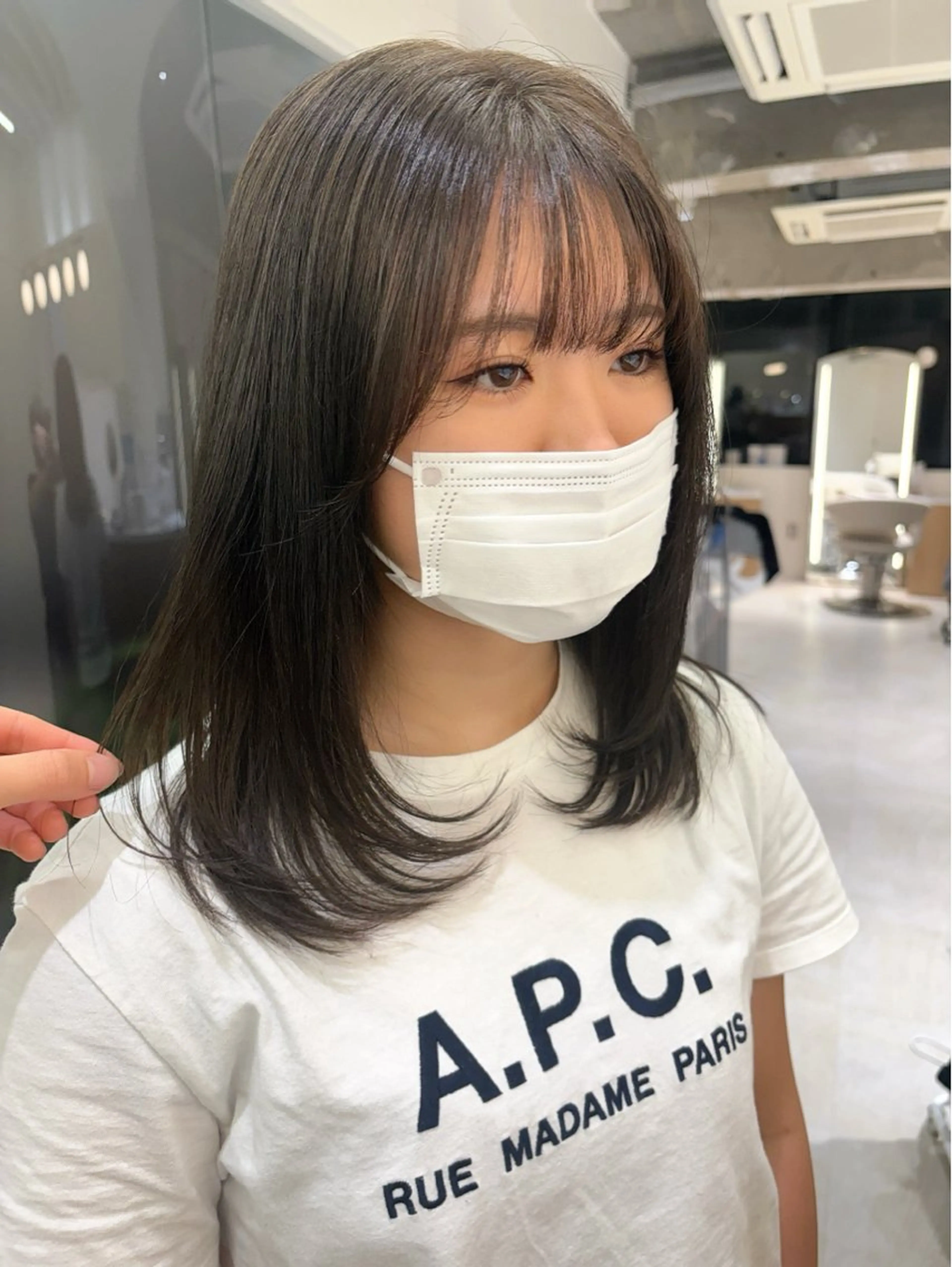 ミディアム ボブ レイヤーカット ヘアカラー 💫CONTI⭐️ 船越 凪沙🎪のヘアスタイル