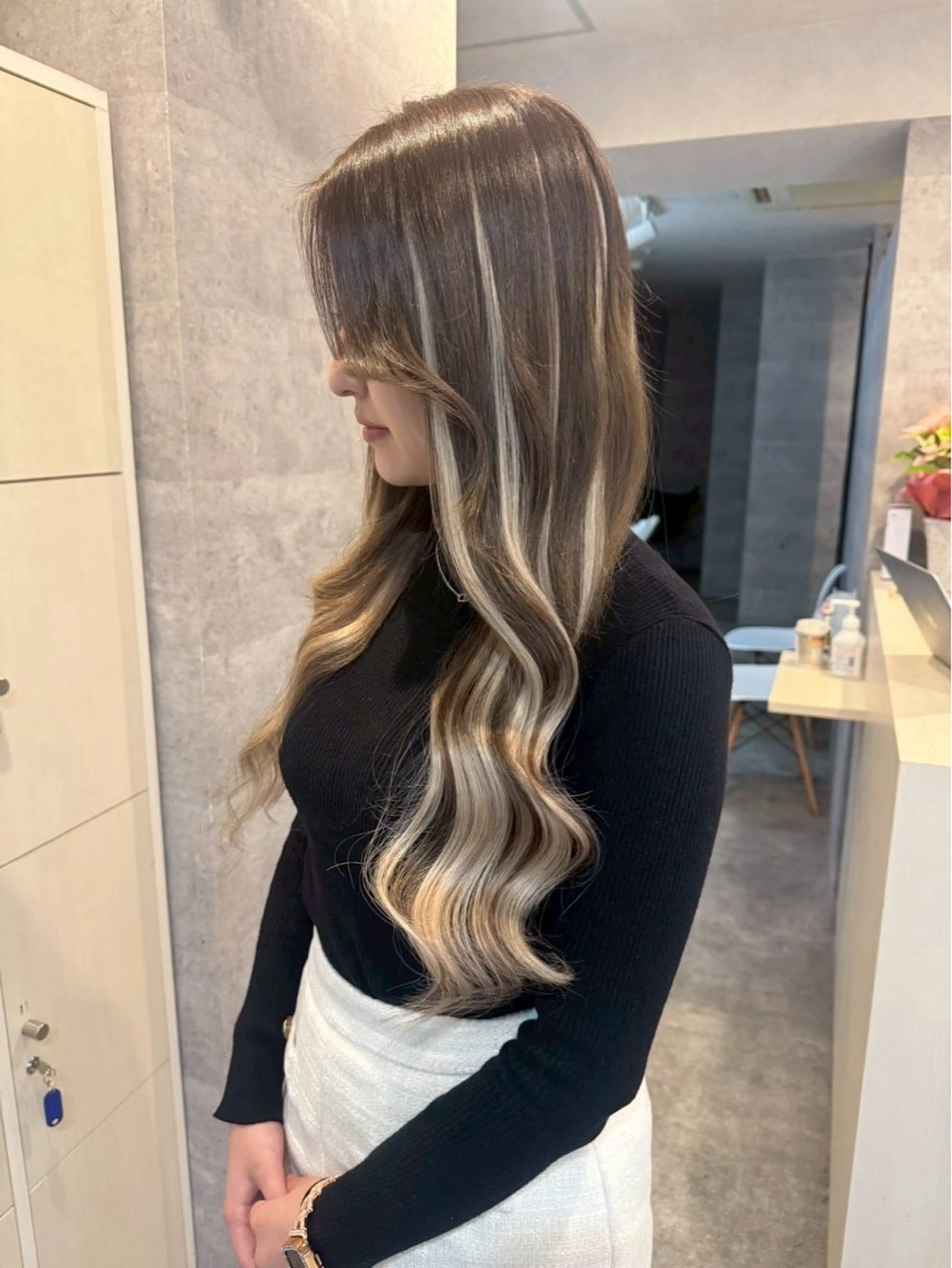 ロング MILLY【ミリー所属・SHION エクステ／ヘアセットのヘアスタイル