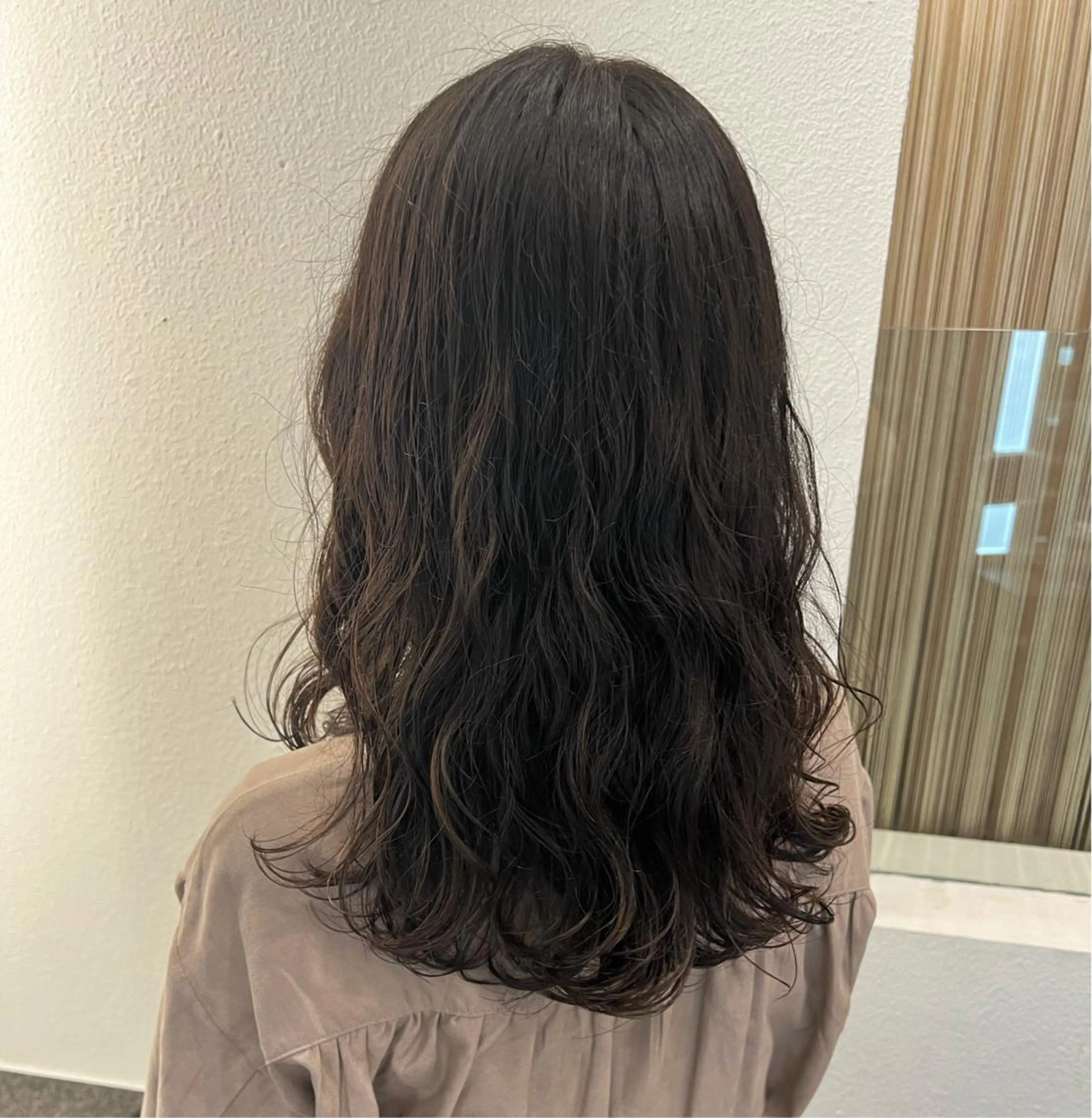 ロング パーマ ロング Okano Mahoのヘアスタイル