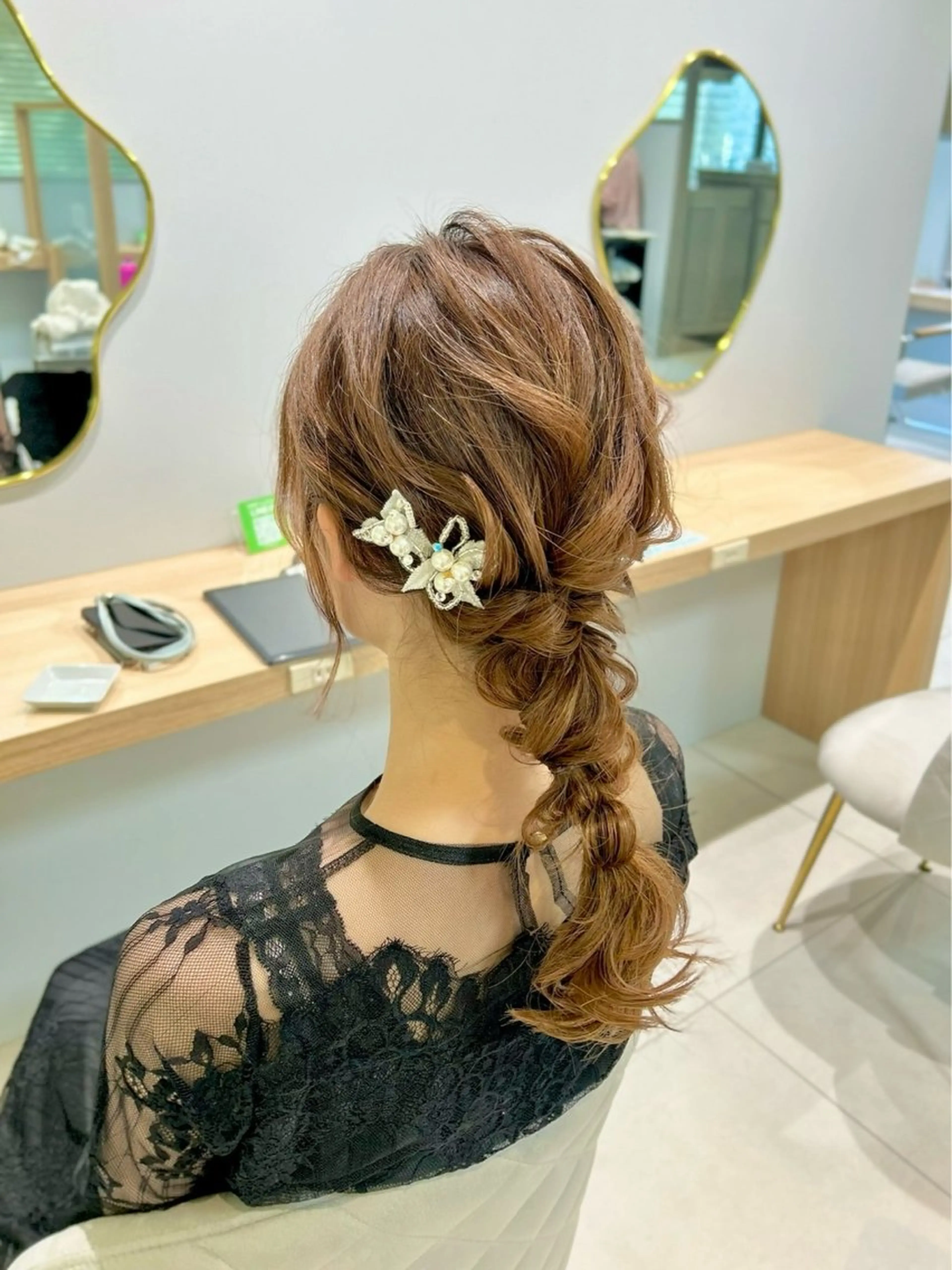 セミロング ヘアアレンジ 清水 楓夏のヘアスタイル