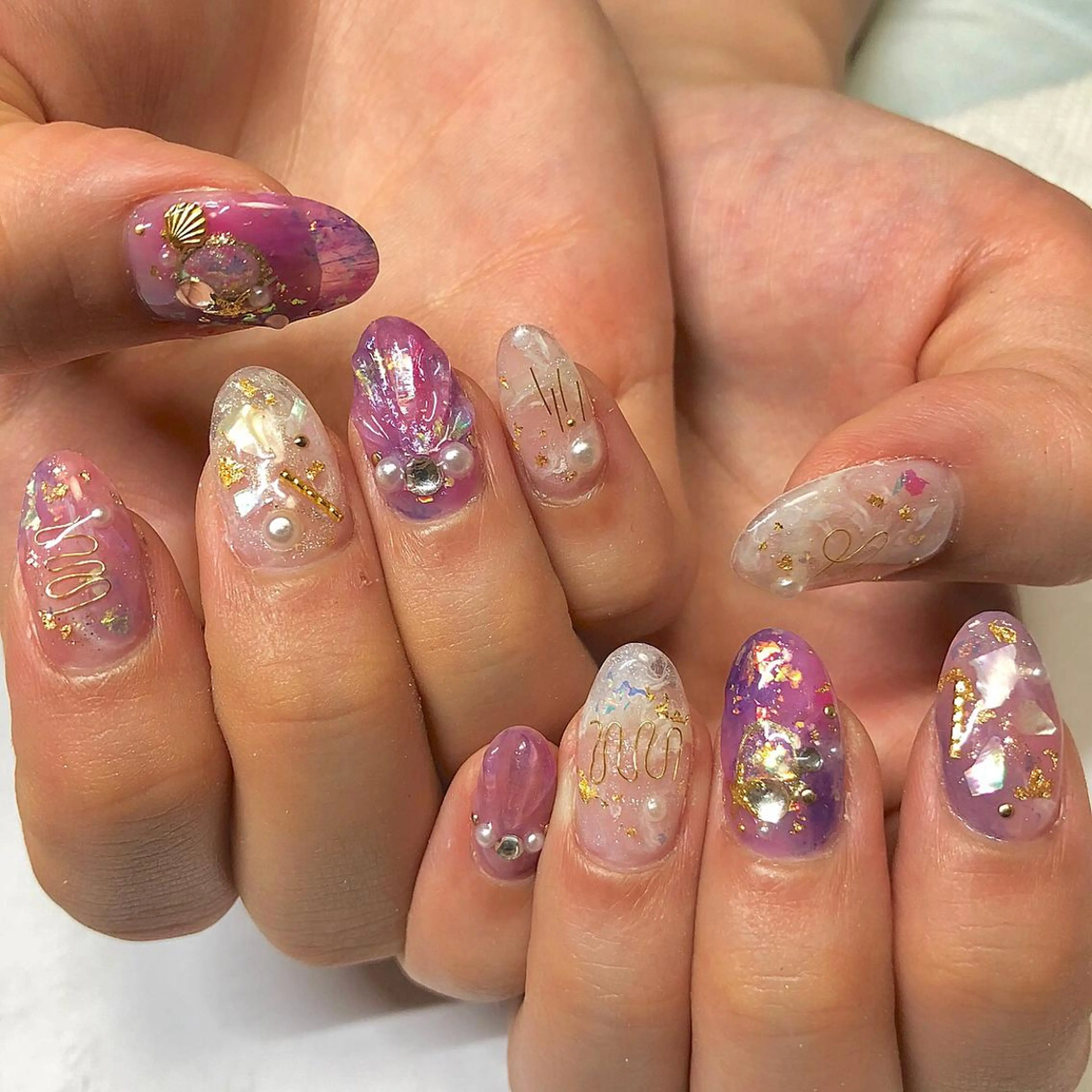 ネイル Twinkling( private salon)所属・伊藤 京香のネイルデザイン
