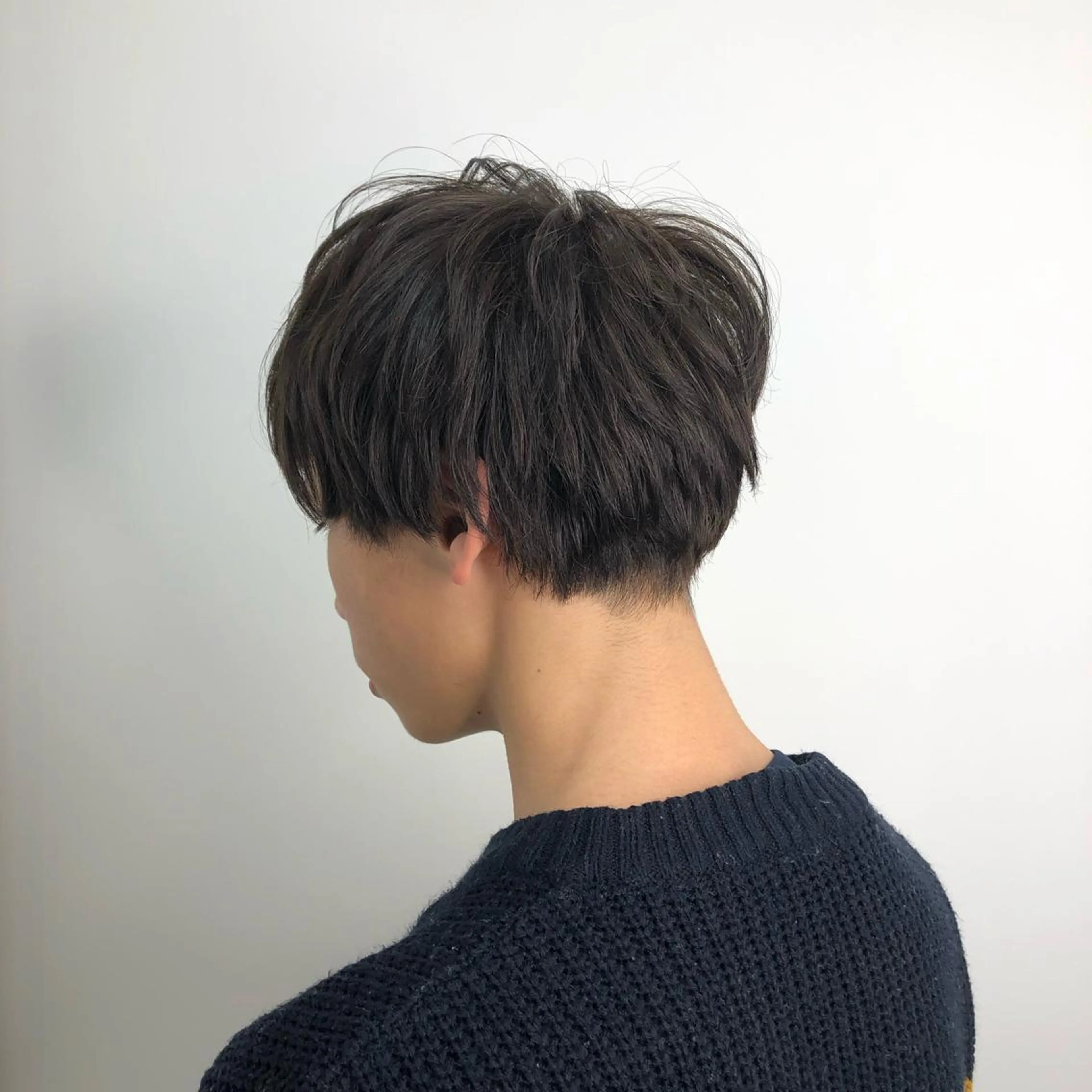 カラー メンズ マッシュ アッシュ アッシュブラウン ブラウンカラー 韓国🩵海外ヘア 宮川華奈のヘアスタイル