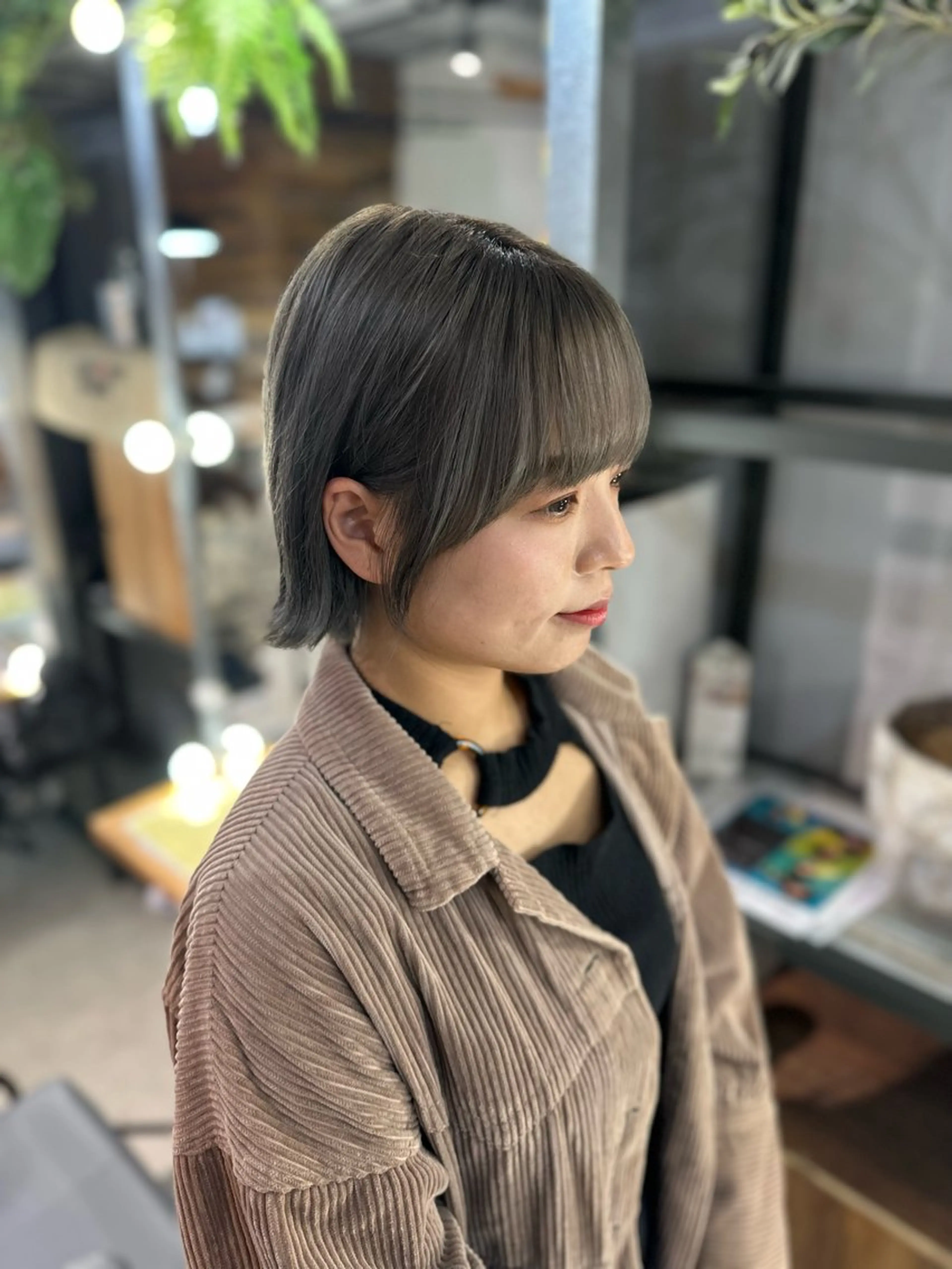 ミディアム ボブ 外ハネヘア 溜 一太のヘアスタイル
