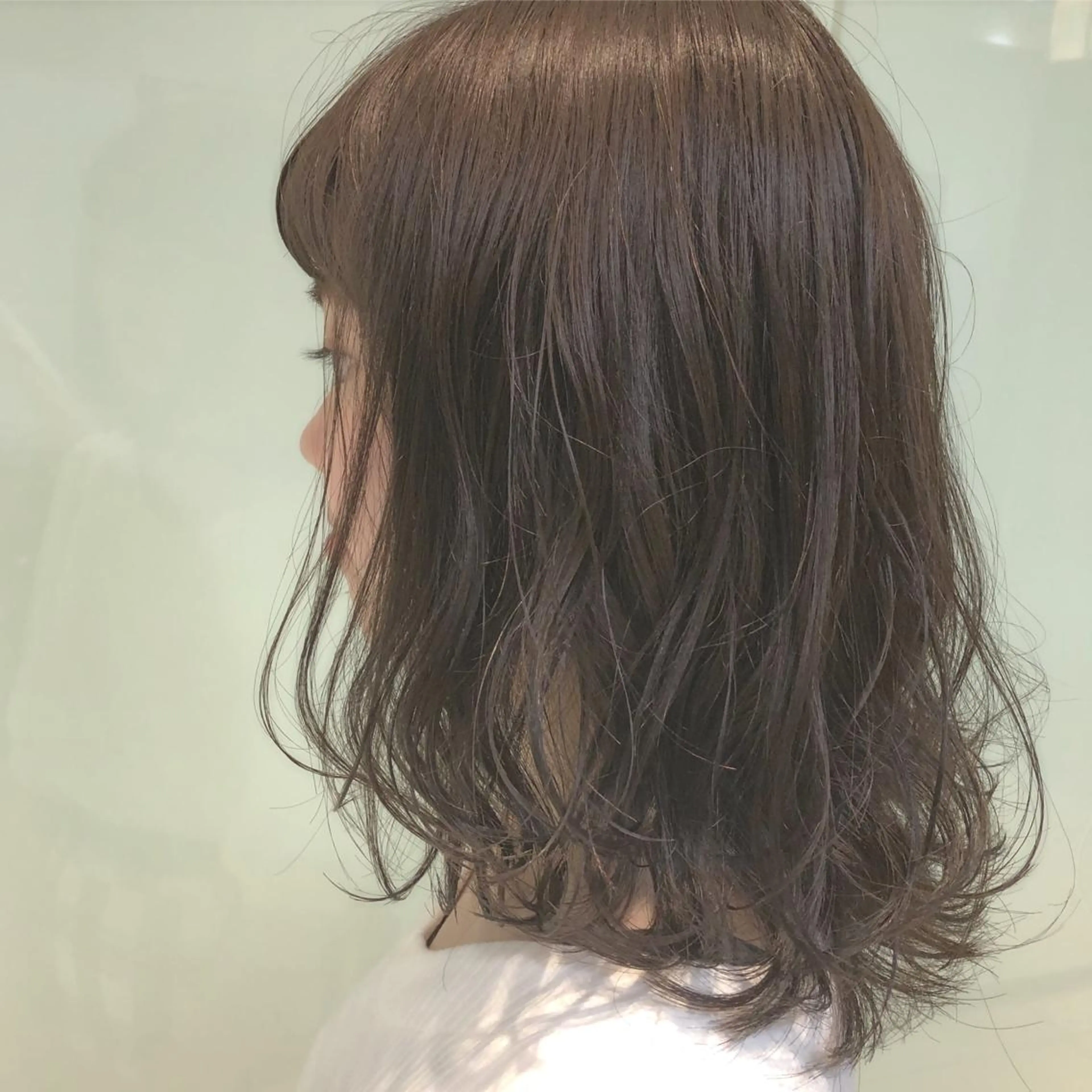 ミディアム カラー パーマ ヘアアレンジ ミディアムパーマ トリートメント apish aoyama所属・武 愛子の眉毛・アイブロウイメージ
