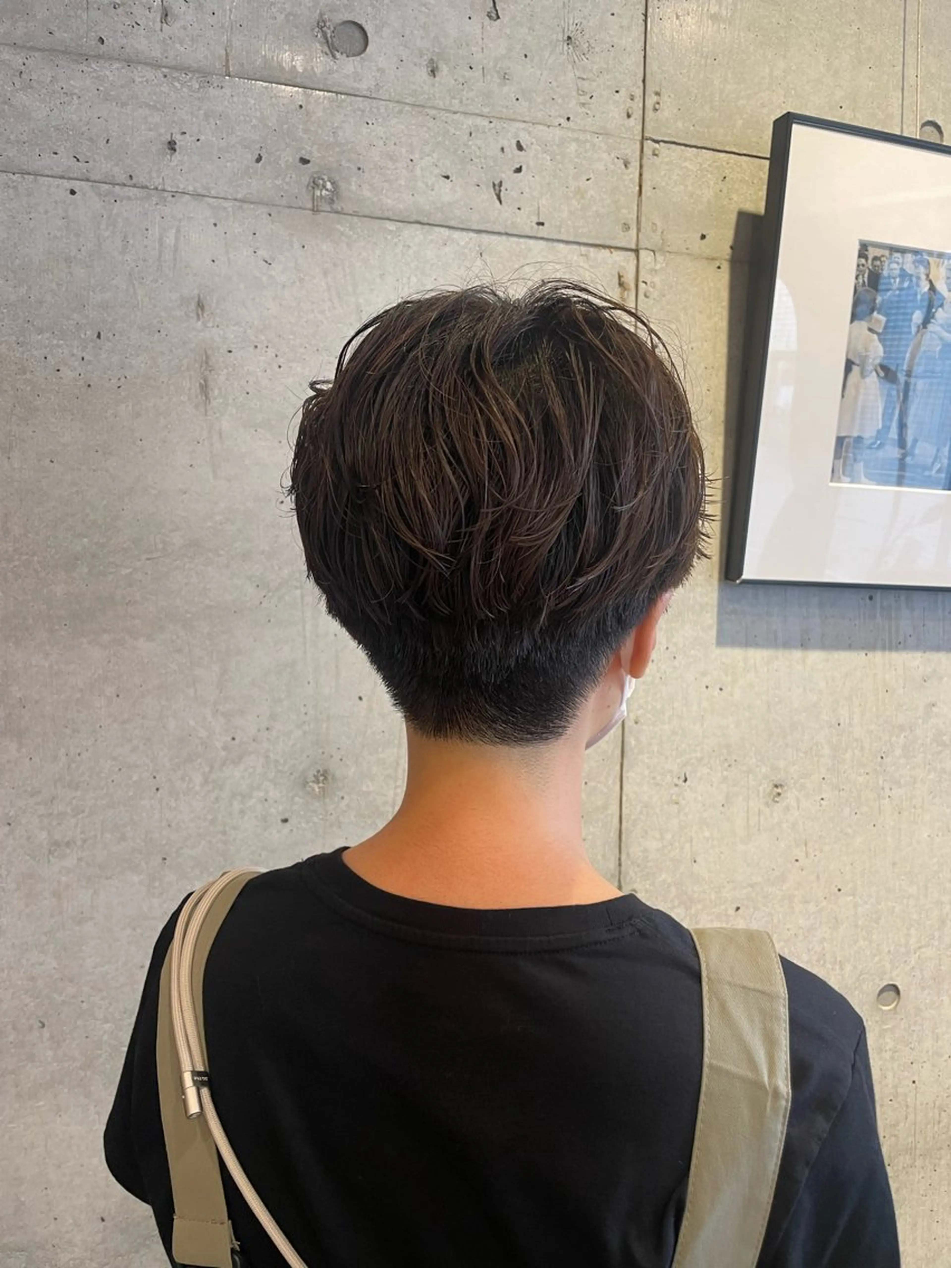 ショート CRESCENDO 山本樹カットカラーのヘアスタイル