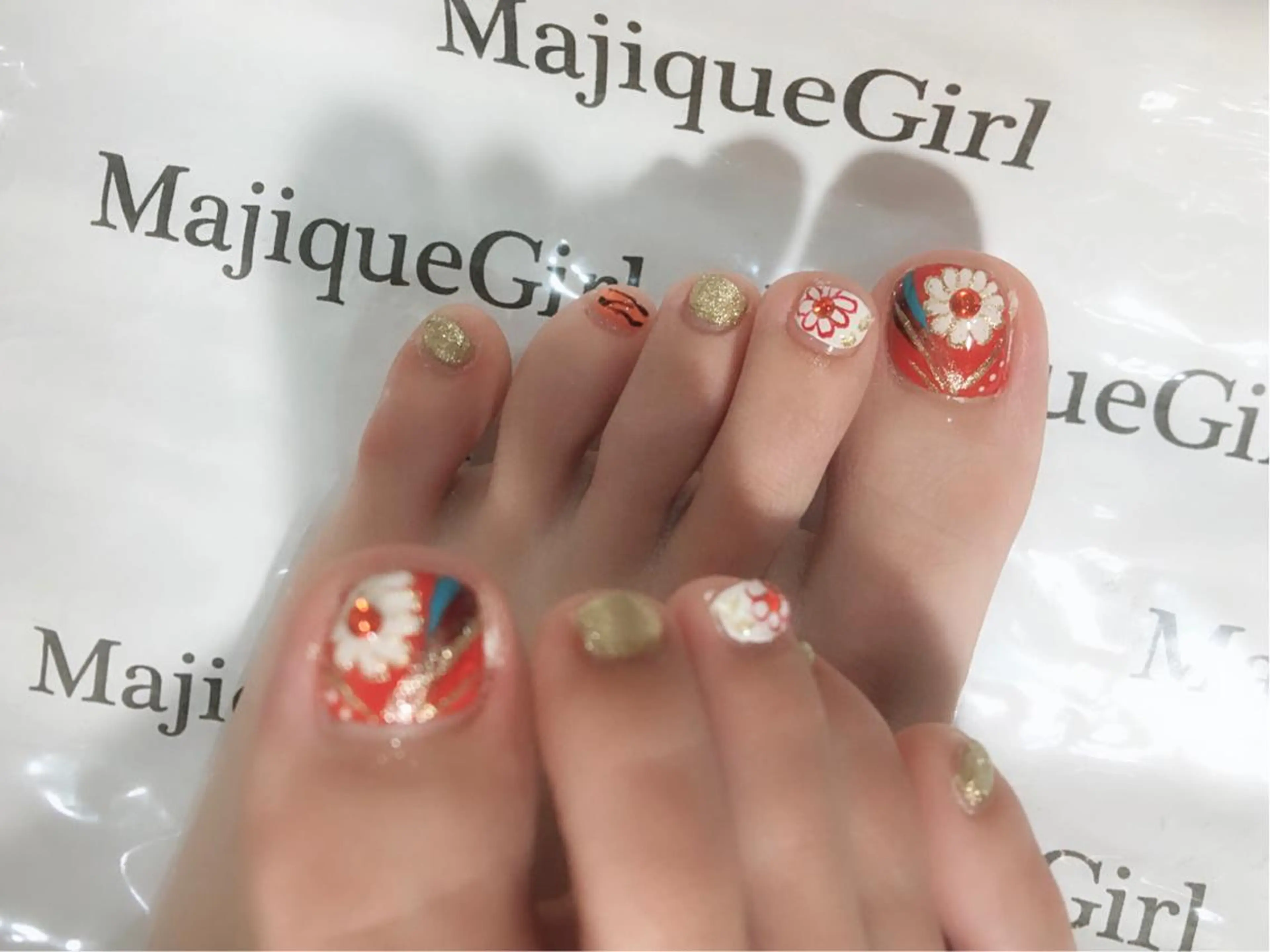 ネイル アートネイル オーロラネイル 成人式 ドット フラワーネイル 🌸Nail&Eye KAKU🌸のネイルデザイン