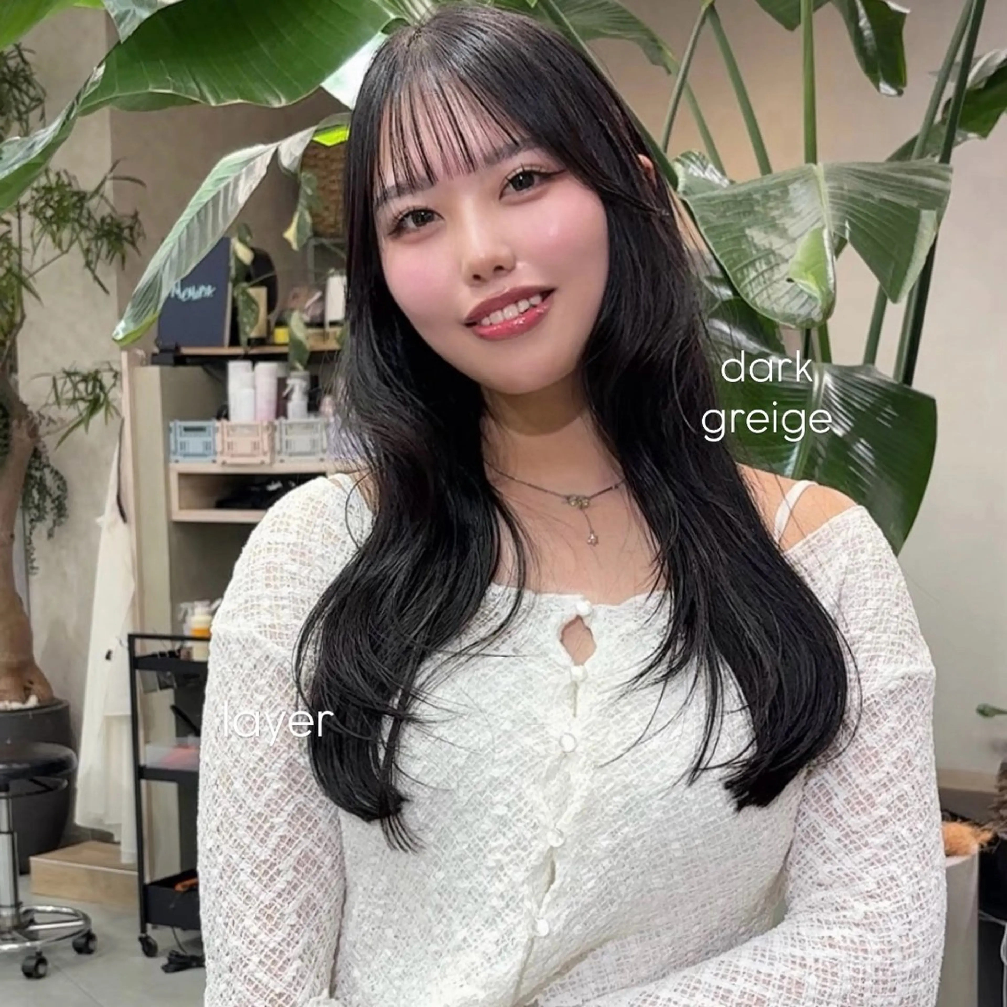 セミロング カラー グレージュ レイヤーカット The Path ARENのヘアスタイル