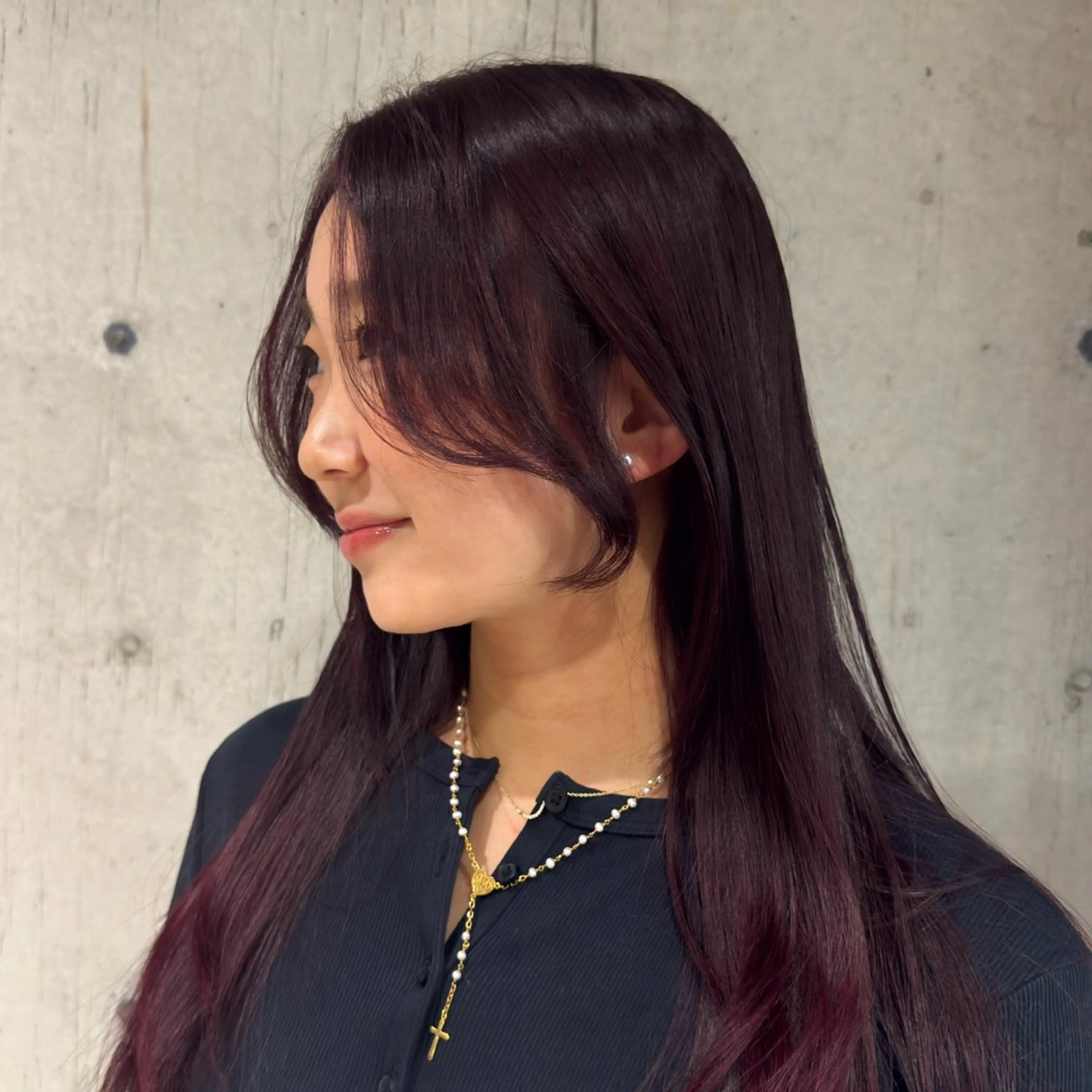 ロング カラー ボルドーカラー 髪質改善 小顔カット トリートメント カット ヘアカラー トリートメント 透明感/血色カラー/ 似合せレイヤー/ゆいのヘアスタイル