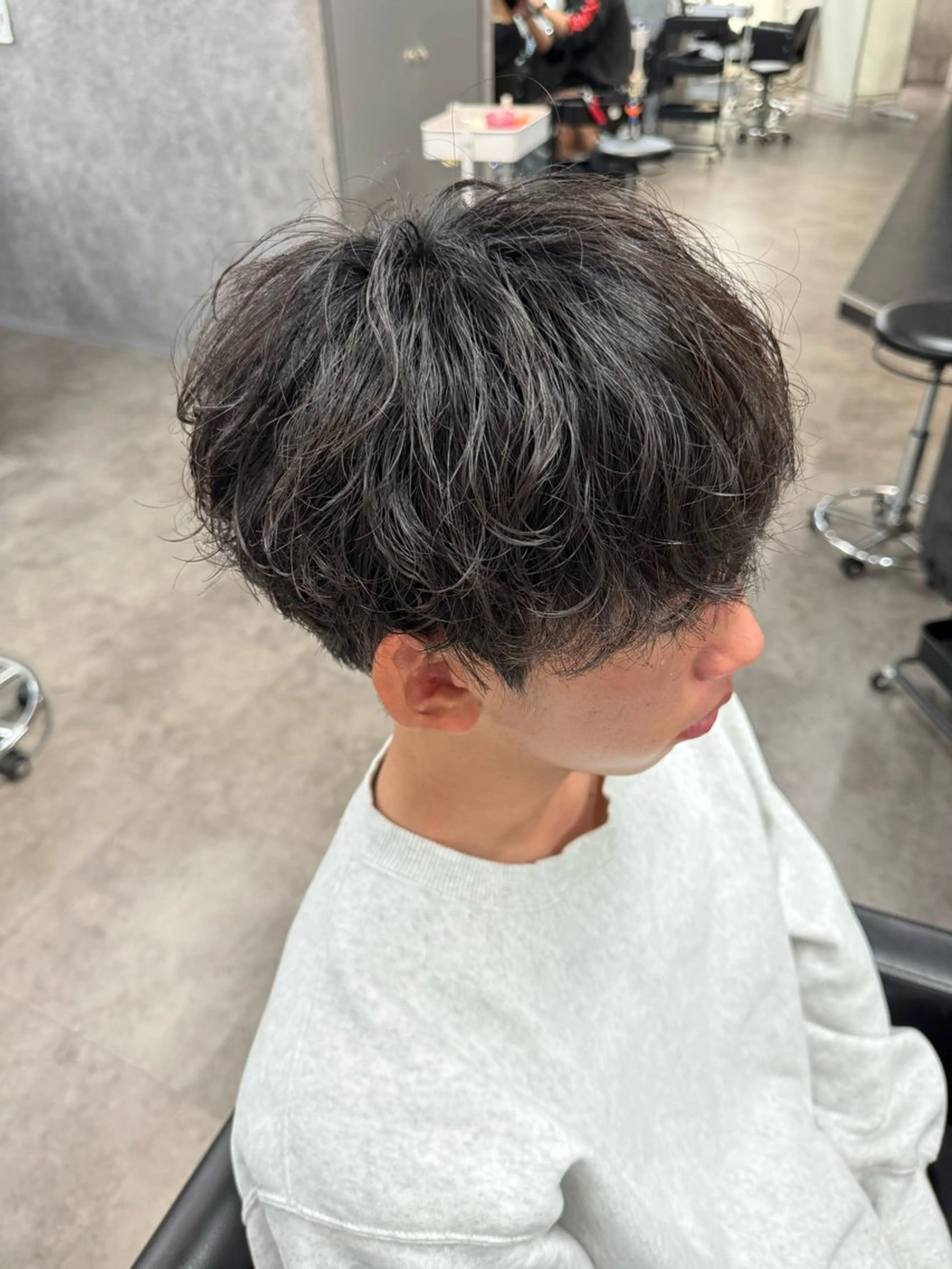 パーマ メンズ メンズパーマ カット パーマ 立川韓国ヘア🇰🇷 安井鴻輝のヘアスタイル