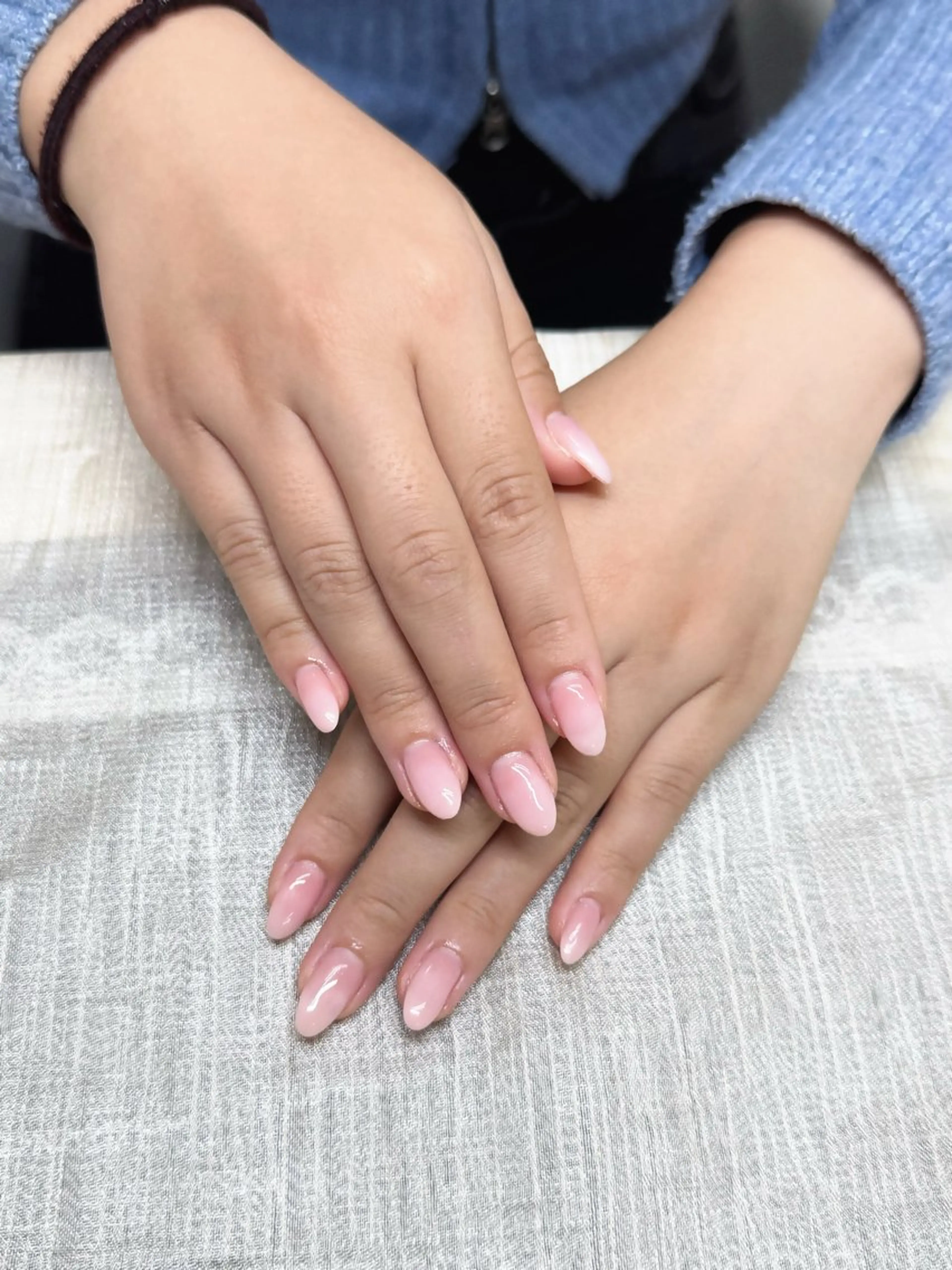 ネイル ハンドネイル R nailsalon所属・Rネルサイン よ よのネイルデザイン