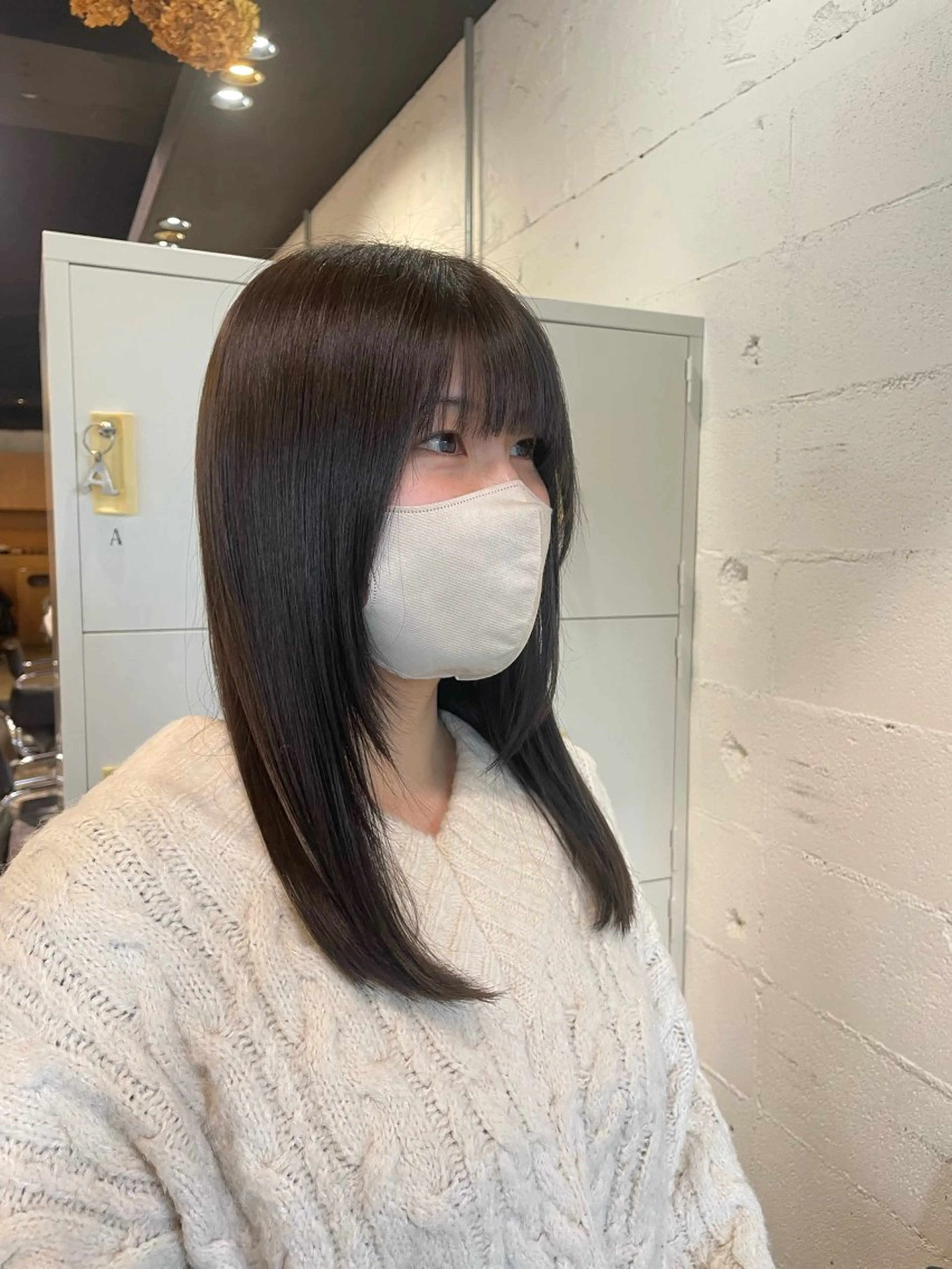ミディアム ヘアカラー トリートメント 顔まわりレイヤー🎀 くぼやま　みおのヘアスタイル