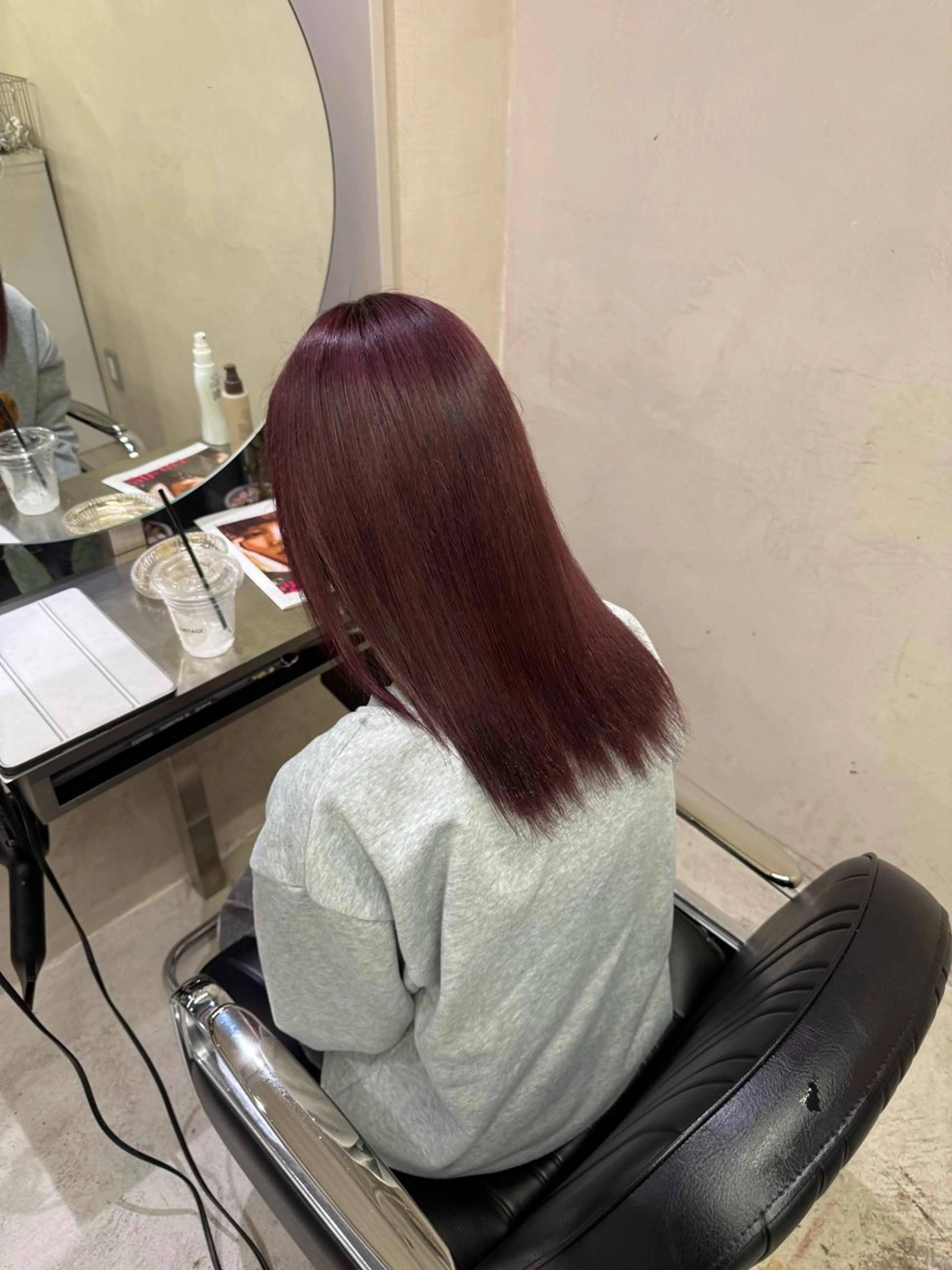 セミロング 佐川 雪月のヘアスタイル