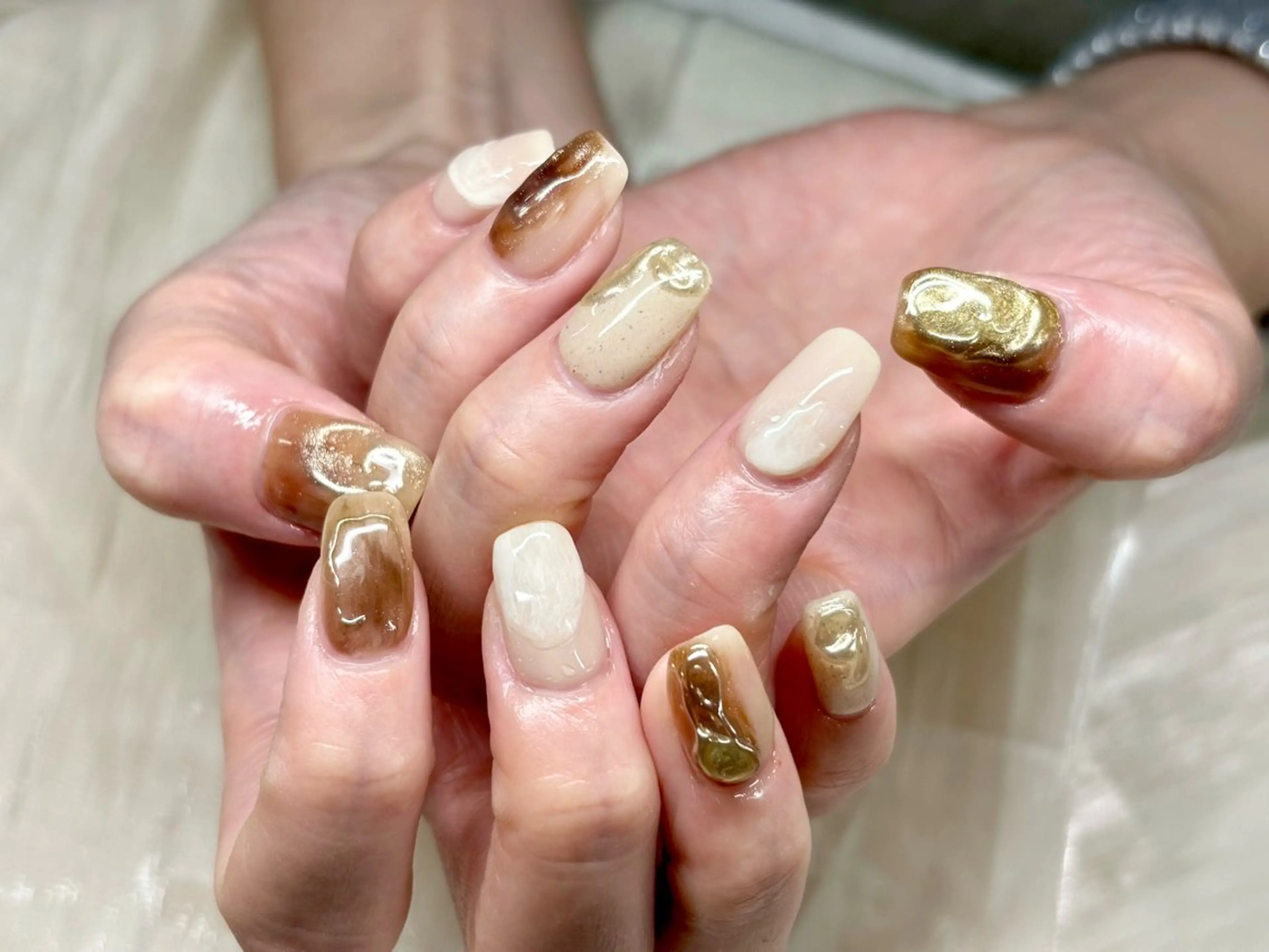 ネイル 持ち込み ニュアンスネイル N.KIRARI hanaのネイルデザイン