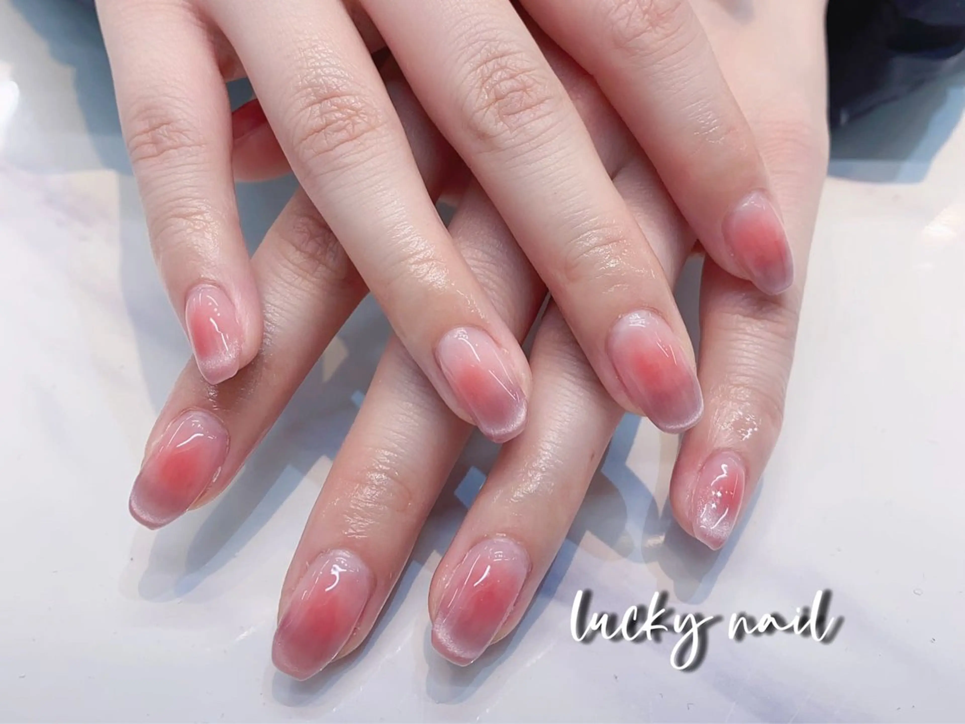 ネイル チークネイル 長さ出し ジェルネイル マグネットネイル 持ち込み Lucky nail  小林和希のネイルデザイン