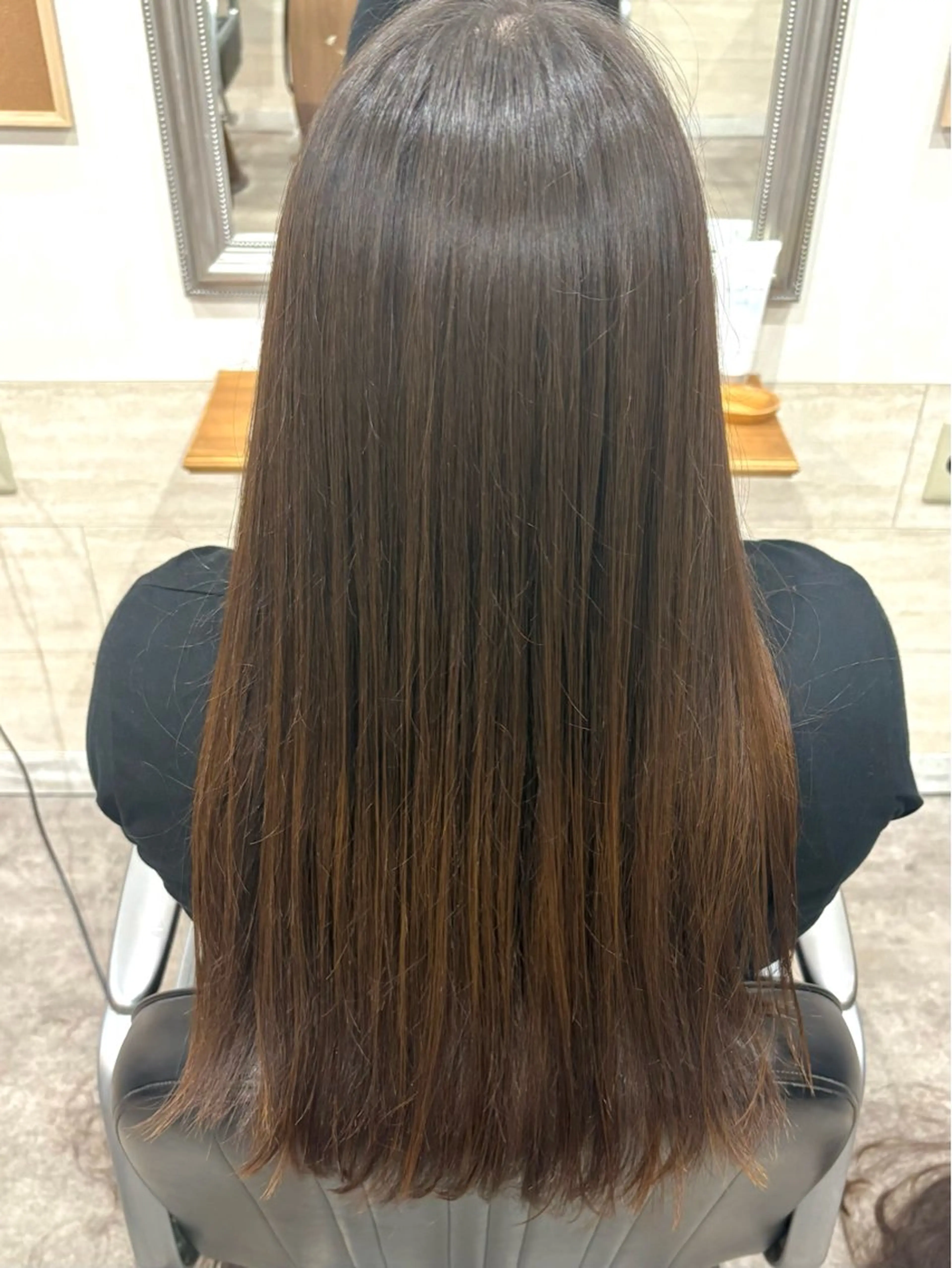 ロング カラー ヘアカラー 堀川 希歩のヘアスタイル