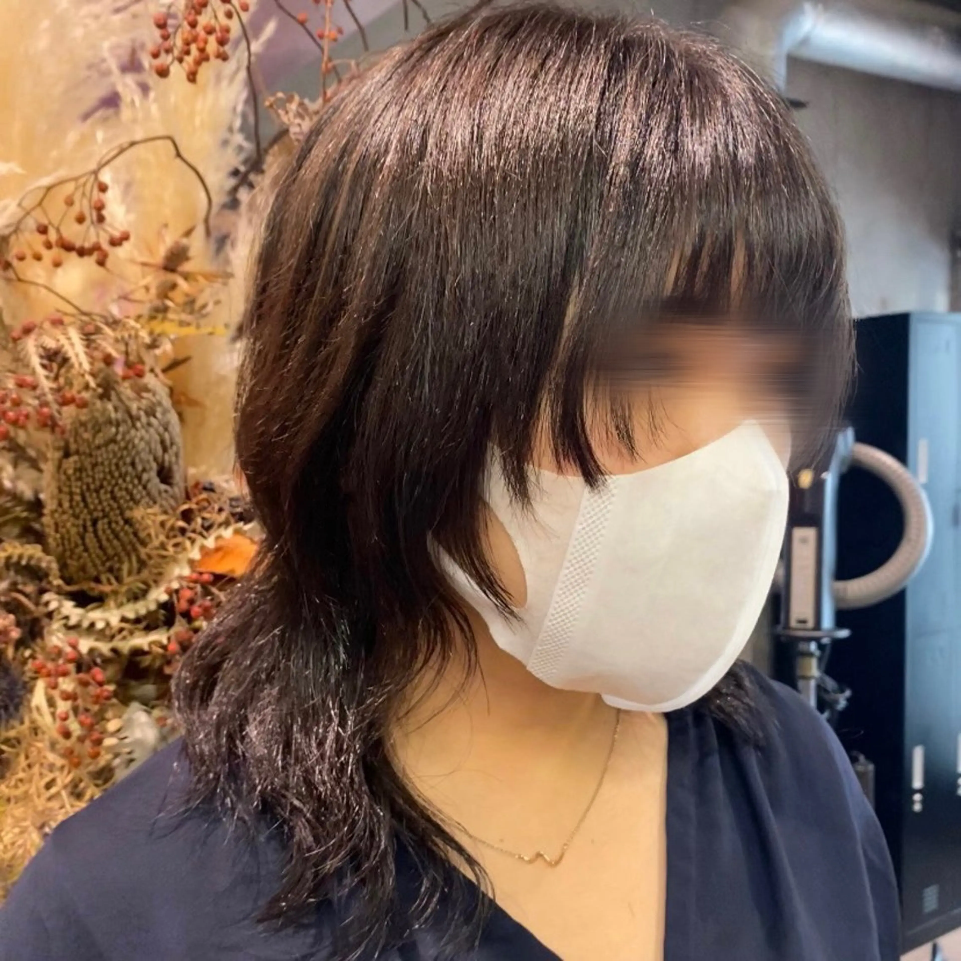 セミロング 顔周りカット 艶暖色カラー🍒 縮毛矯正ほののヘアスタイル