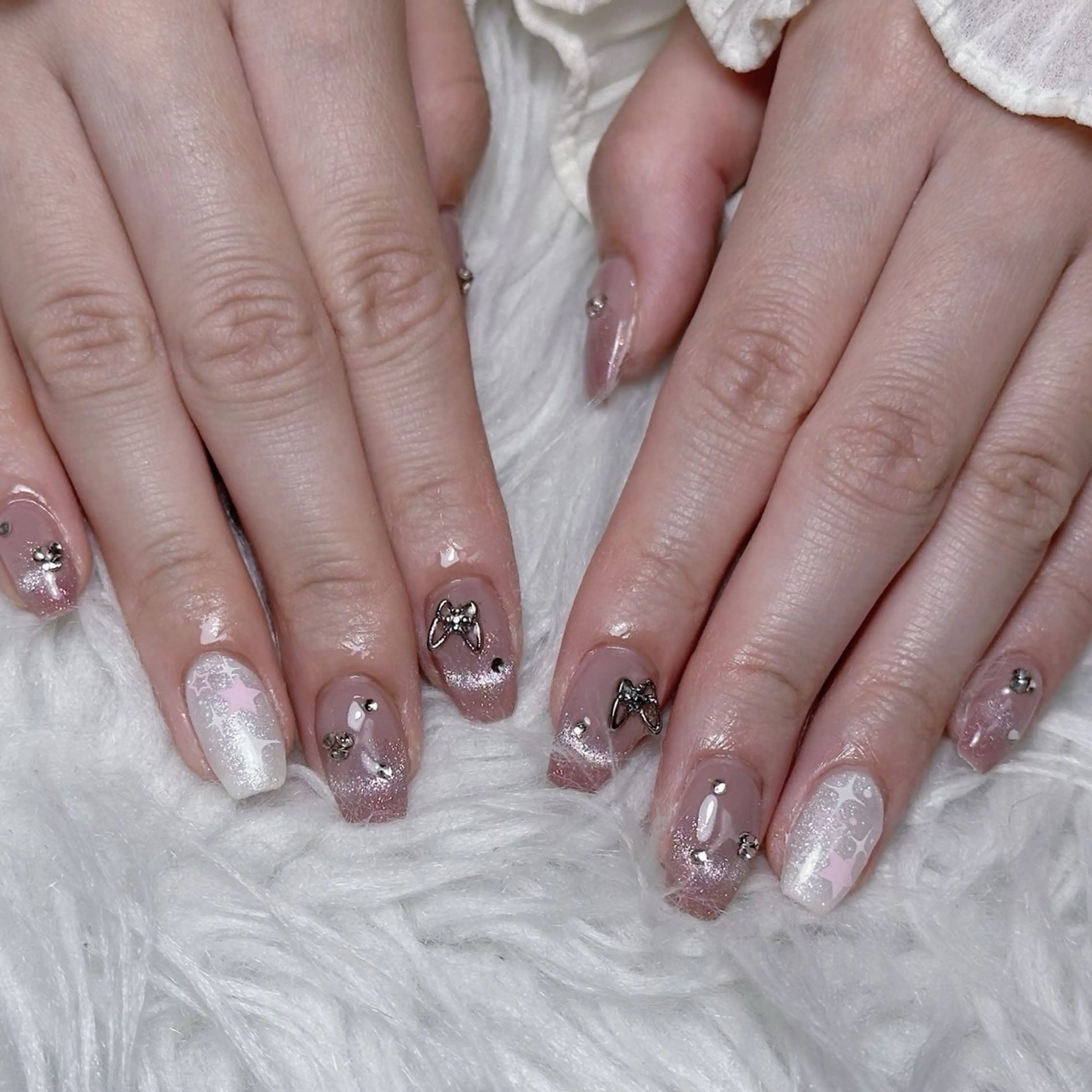 ネイル ハンドネイル ☁️Yun nail KiKi☁️のネイルデザイン