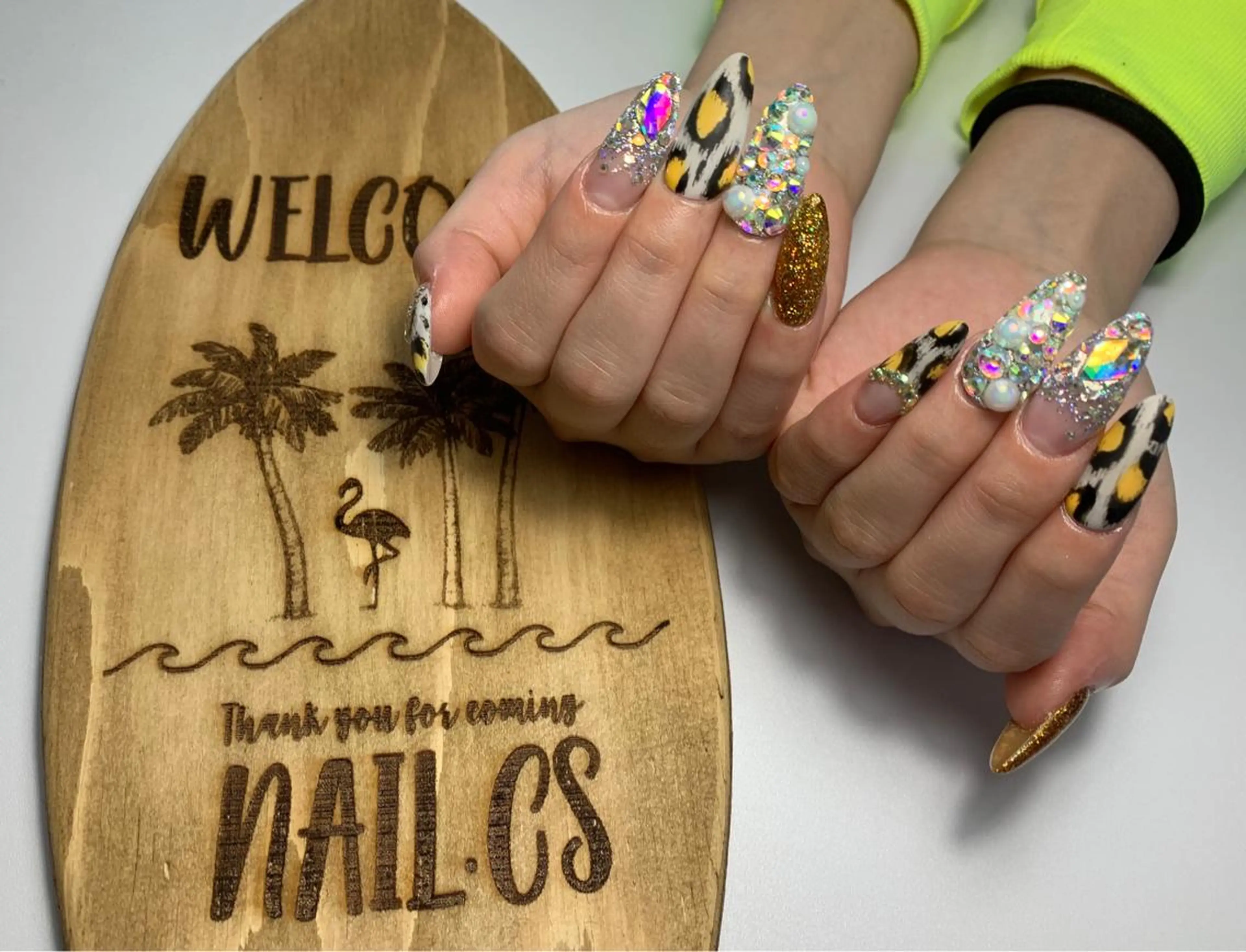 ネイル Nail.cs🪞 CHIHARUのマツエク・マツパデザイン