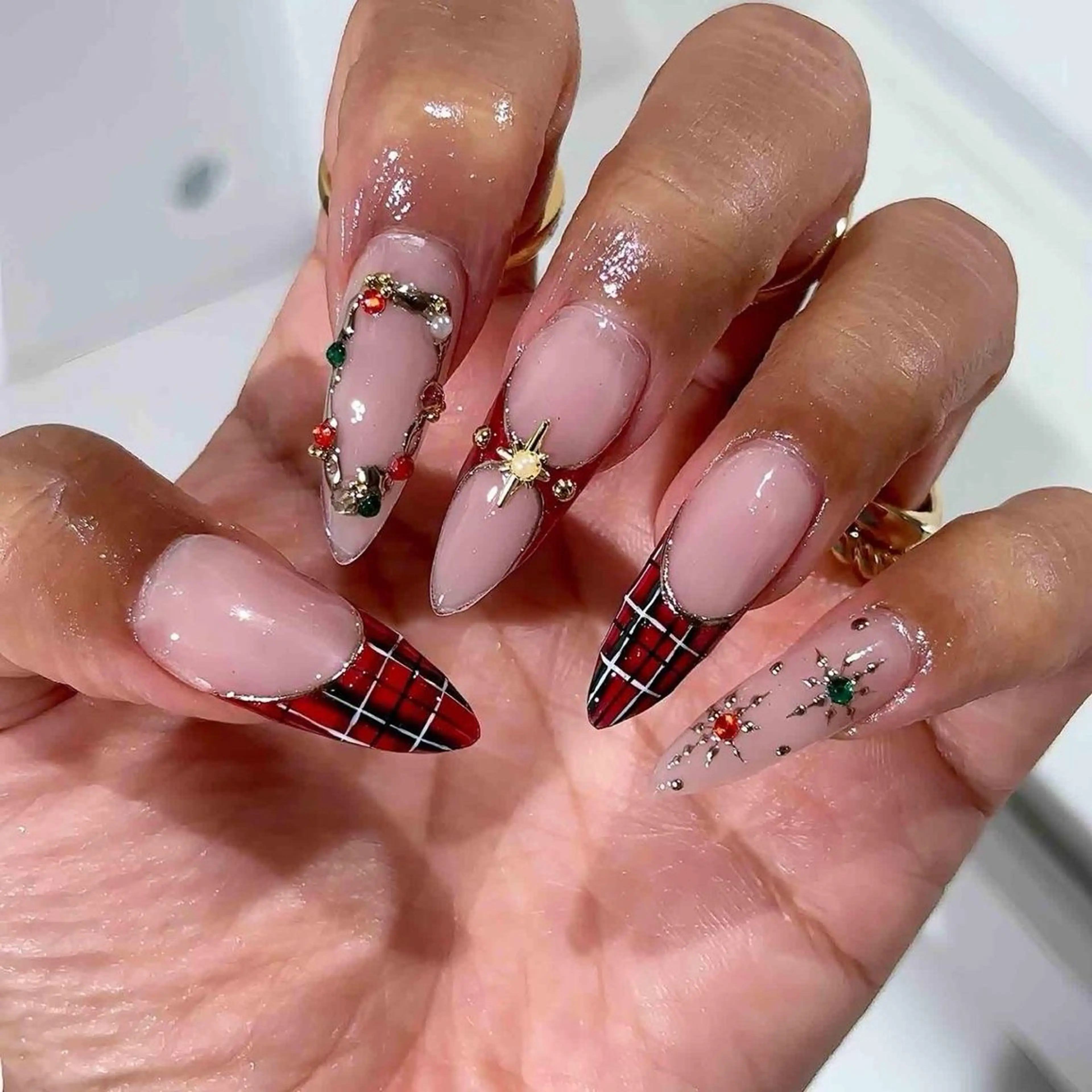 ネイル アートネイル 長さ出し ジェルネイル マグネットネイル ニュアンスネイル ハンドネイル Cloudy Chan Nailのネイルデザイン