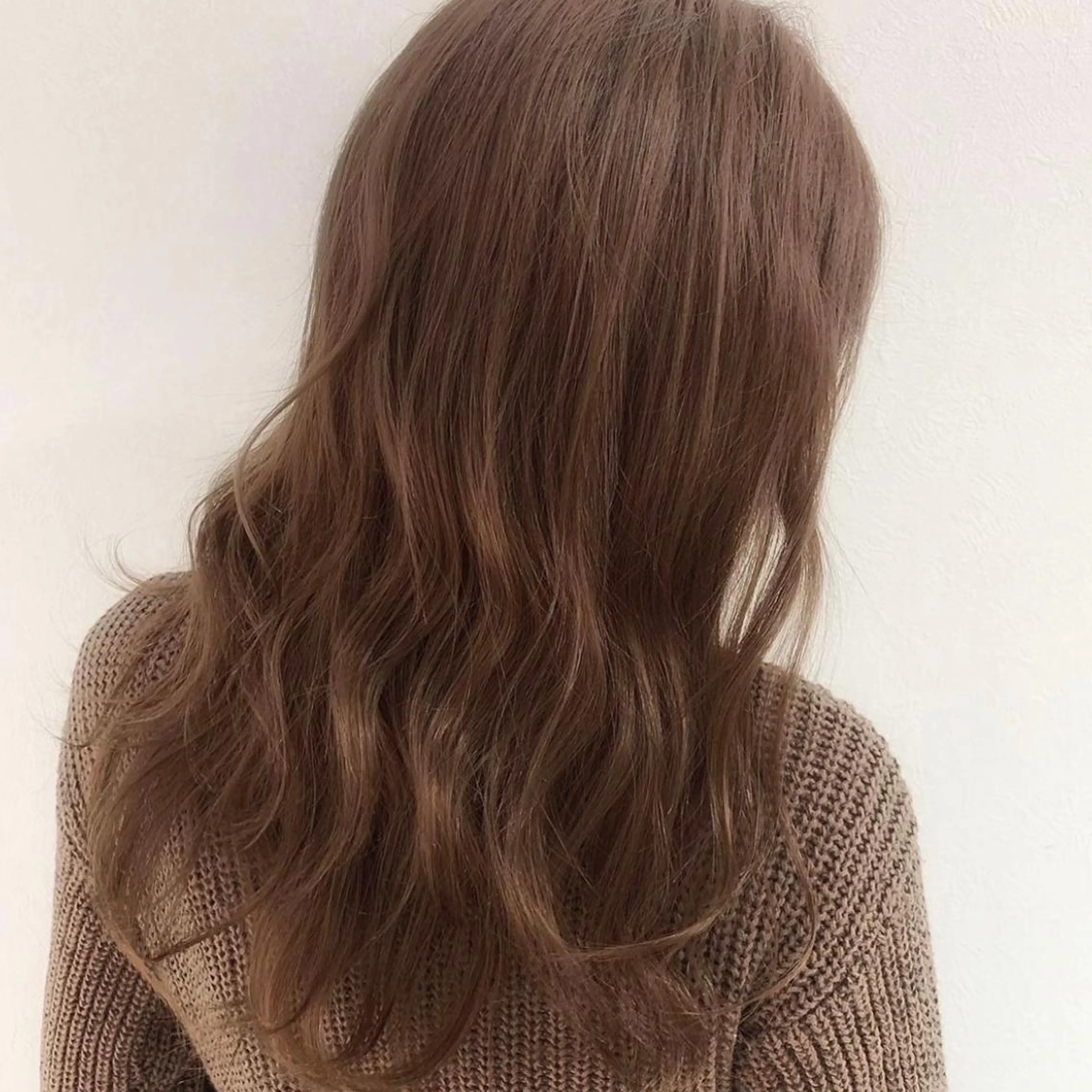 セミロング カラー ヘアカラー トリートメント 酒井 里穂のヘアスタイル