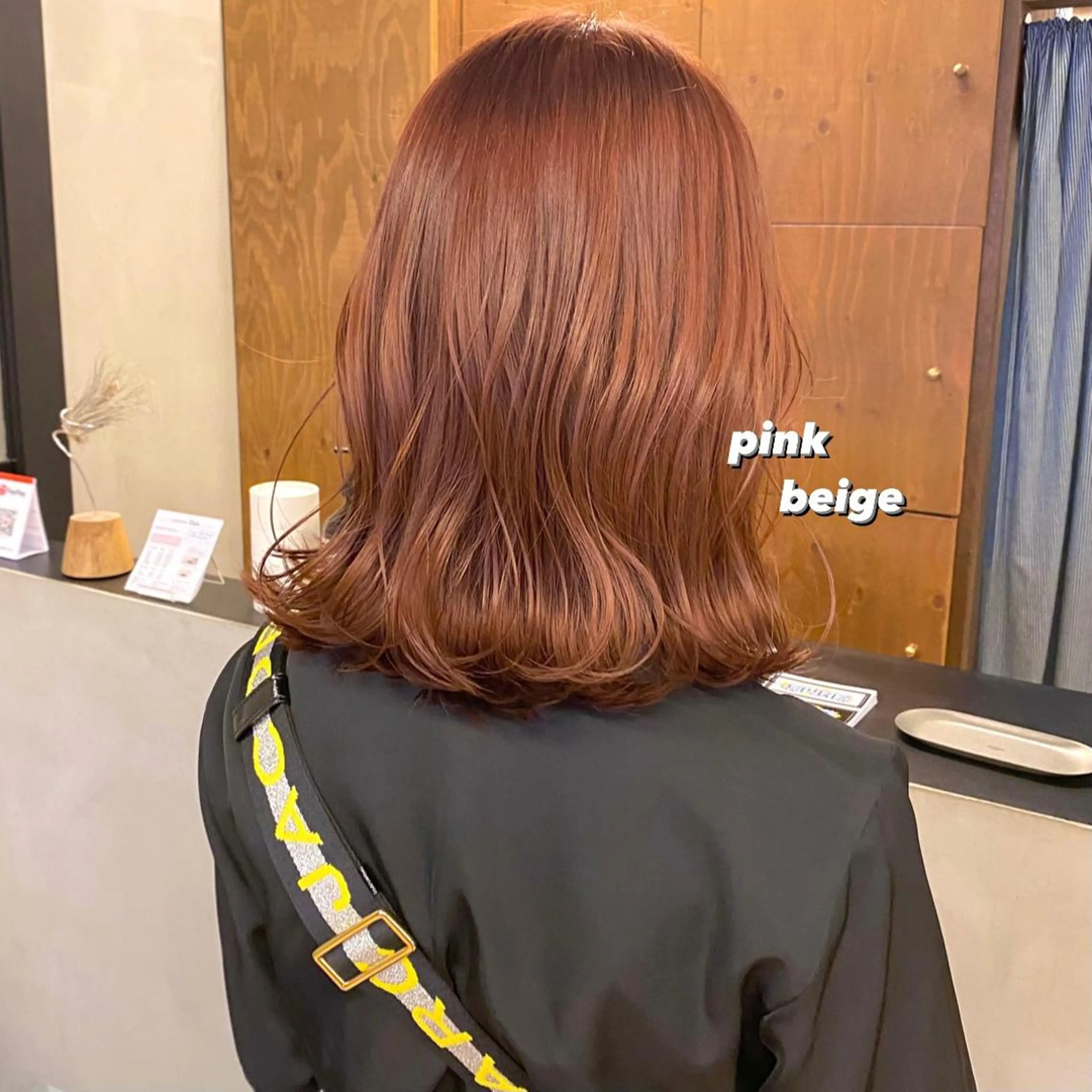 ミディアム カラー パーマ ヘアアレンジ メンズ キッズ ネイル マツエク・マツパ ベージュカラー ヘアカラー EMANON梅田店所属・前川 朋香のヘアスタイル